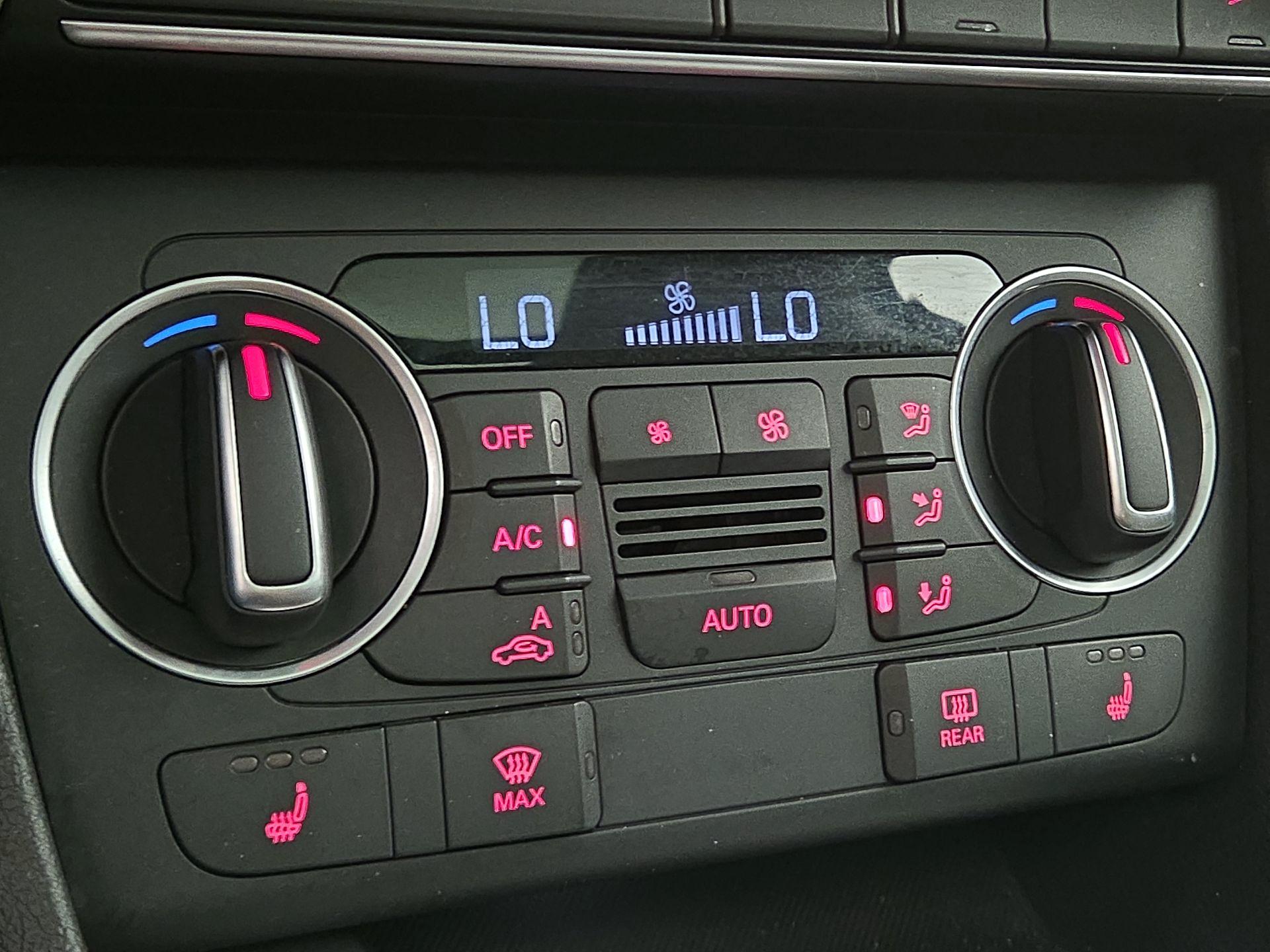 Thumbnail: 2016 Audi Q3 - 16