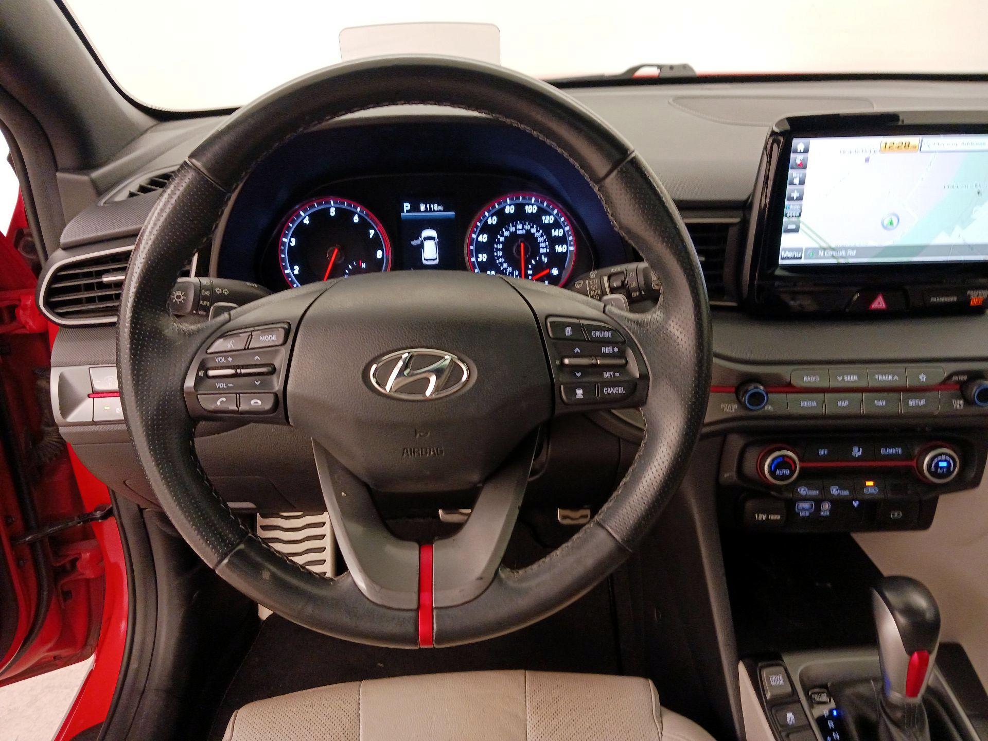 Thumbnail: 2020 Hyundai Veloster - 10