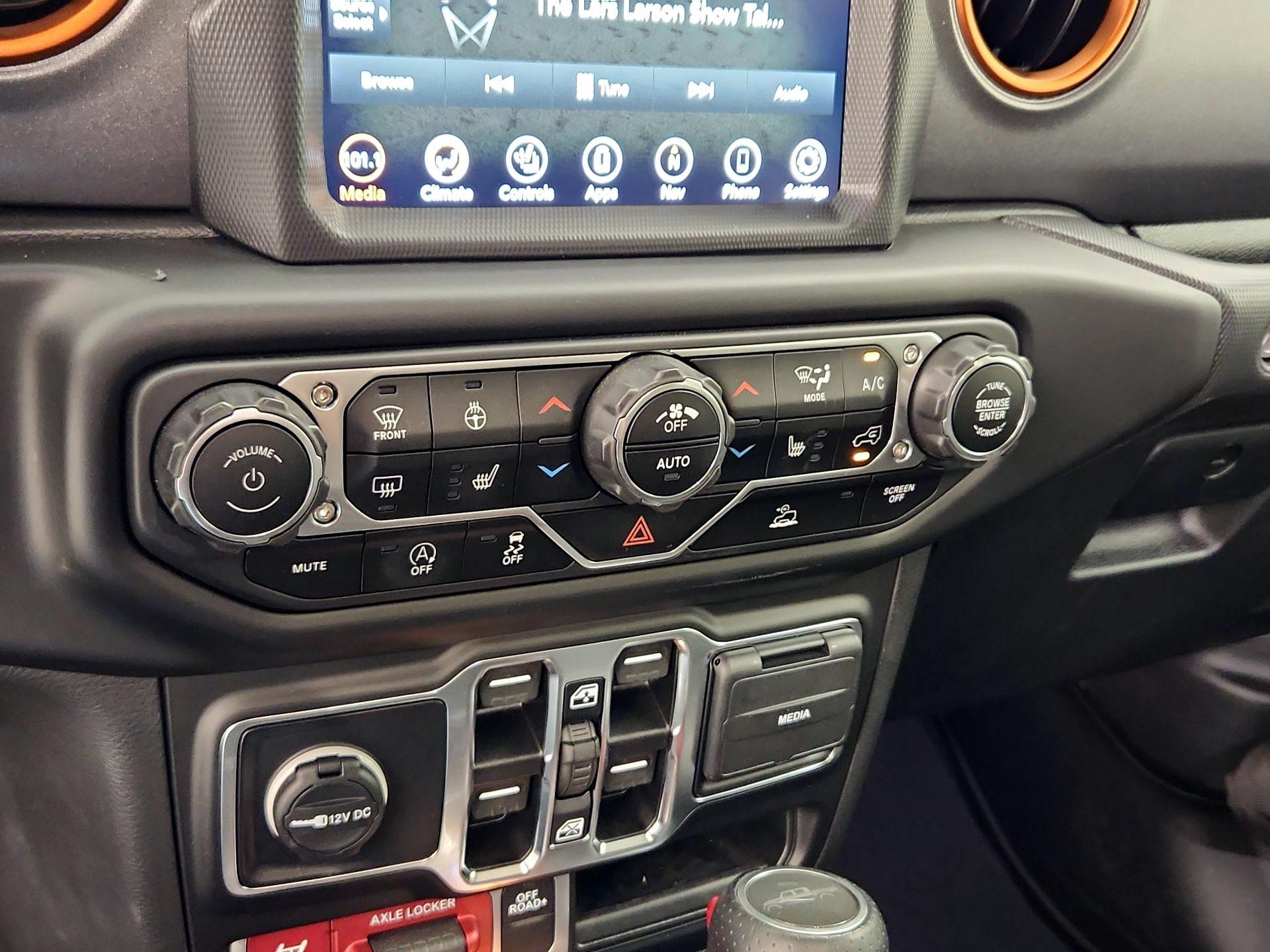 Thumbnail: 2022 Jeep Gladiator - 17
