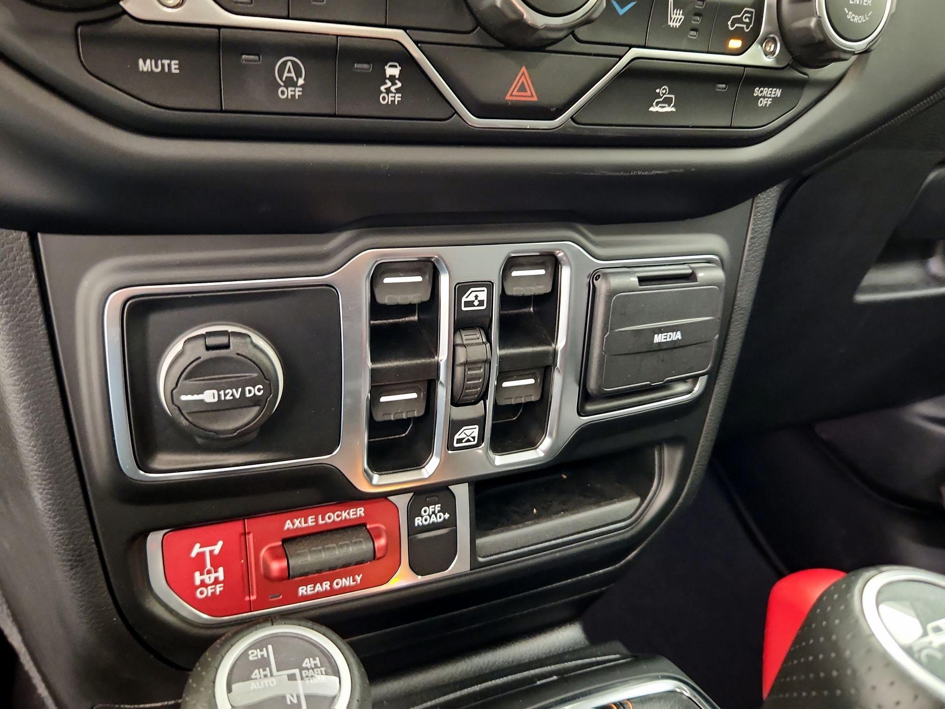 Thumbnail: 2022 Jeep Gladiator - 19