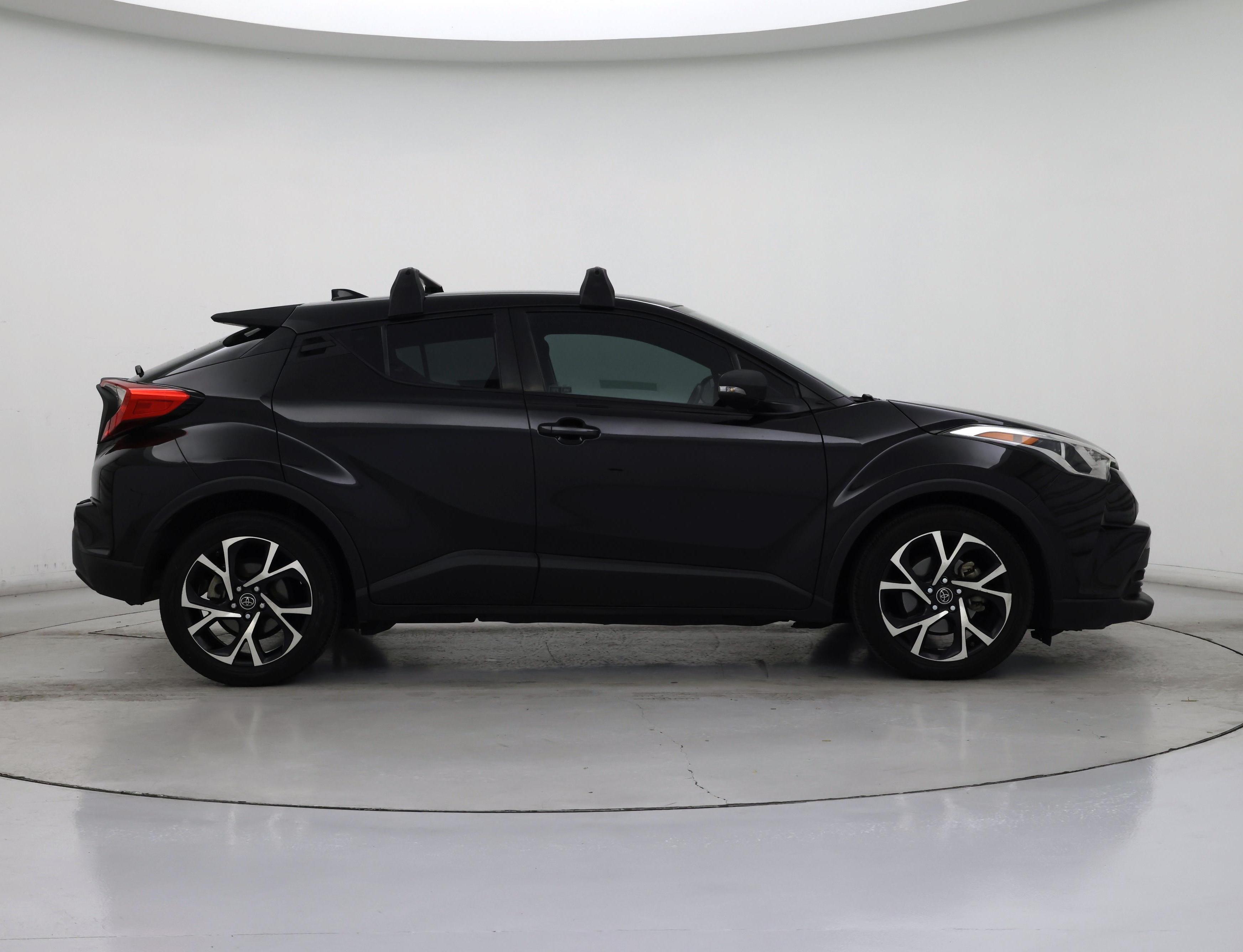 Thumbnail: 2018 Toyota C-HR - 7