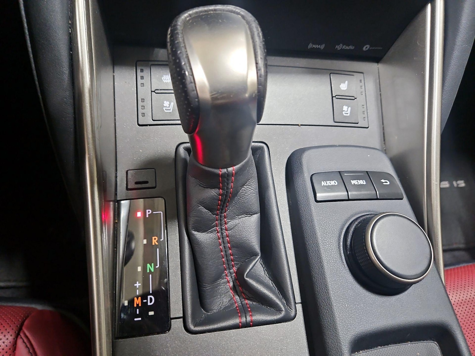 2017 Lexus IS 200t - Photo 18