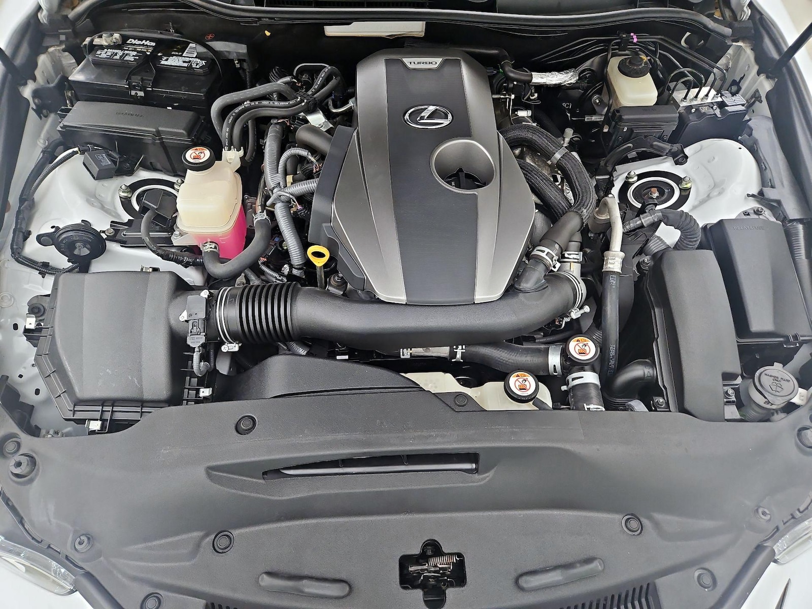 2017 Lexus IS 200t - Photo 23