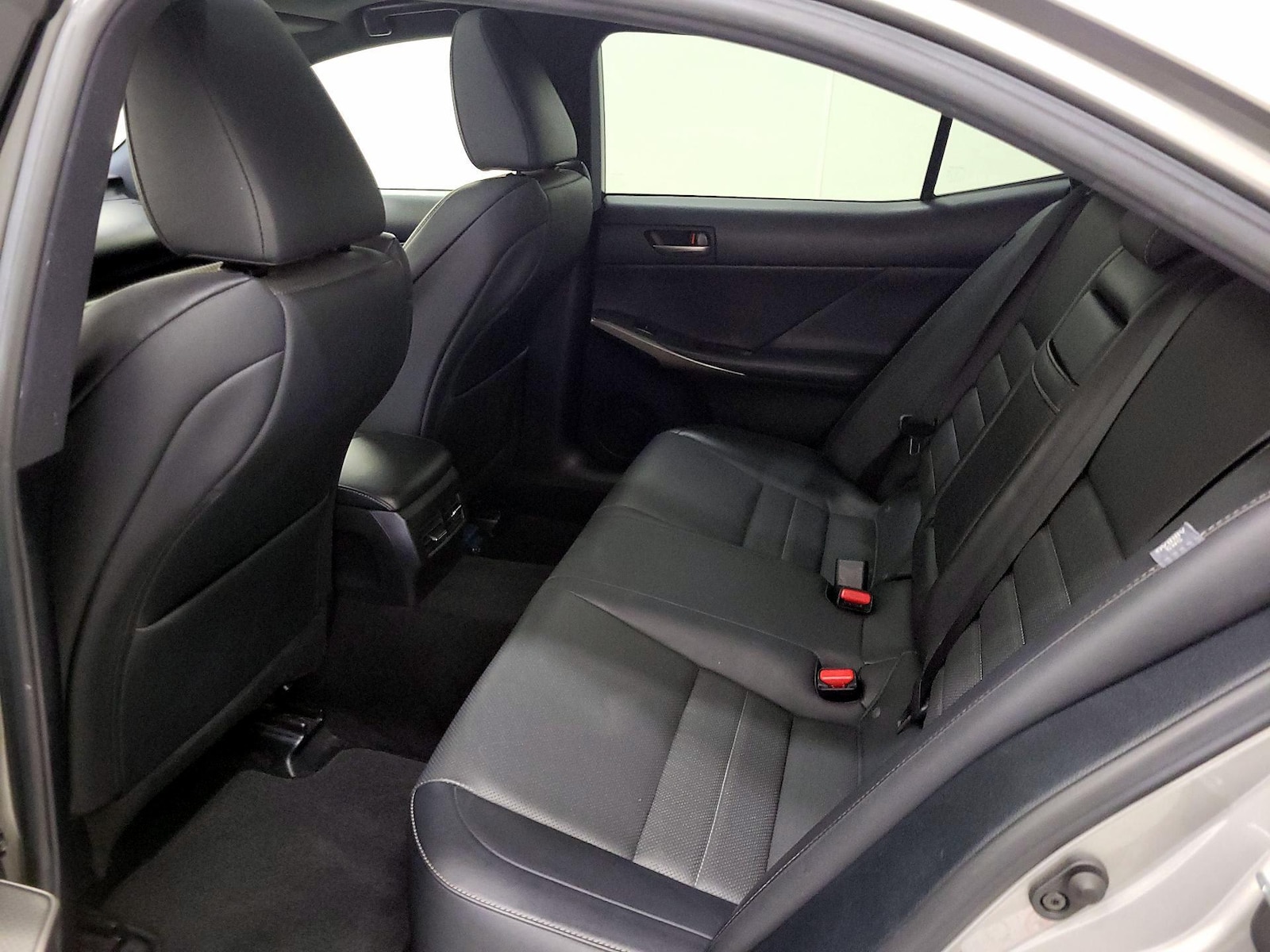 2018 Lexus IS 300 - Photo 22