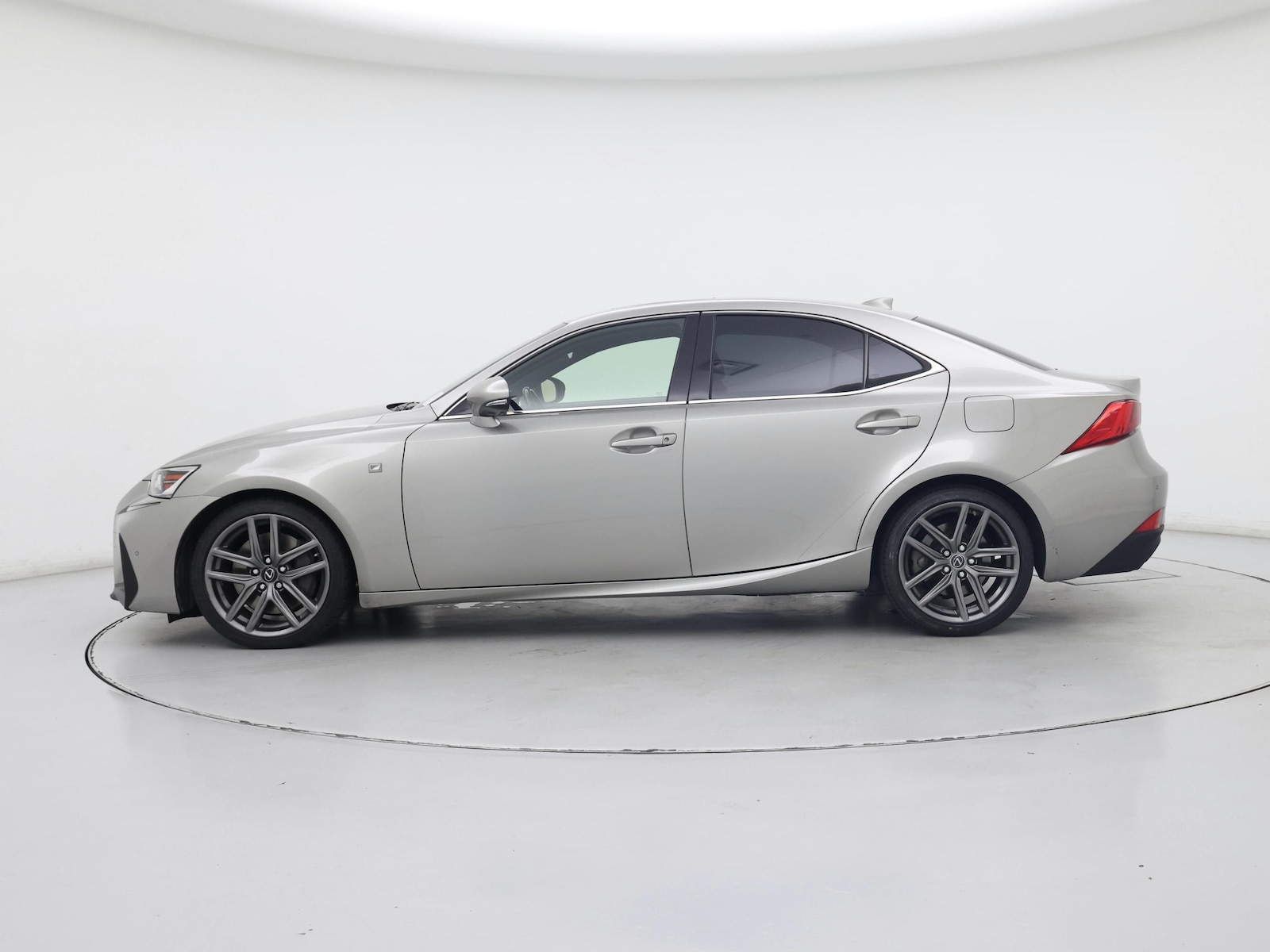 2018 Lexus IS 300 - Photo 4