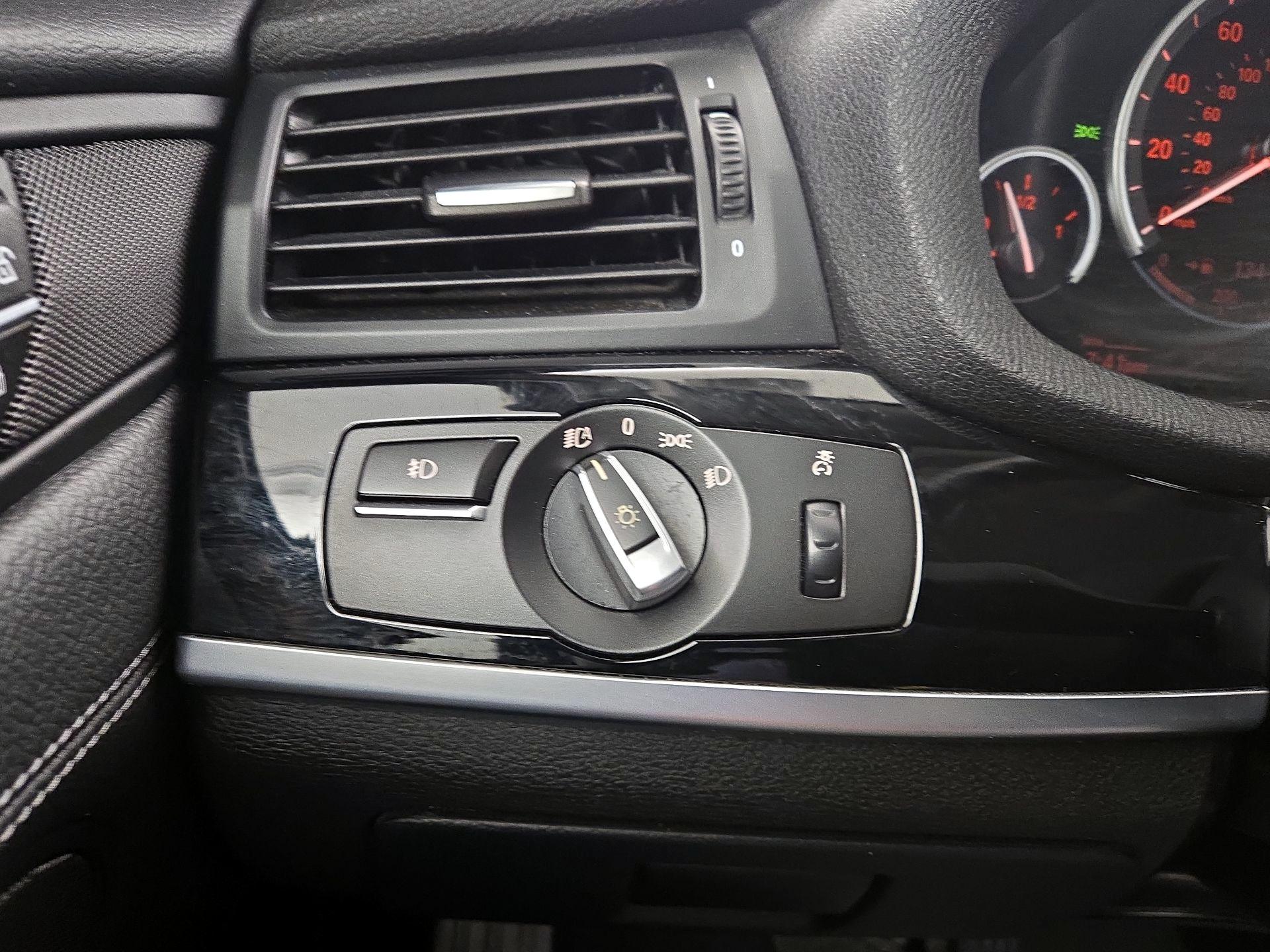 Thumbnail: 2016 BMW X3 - 13