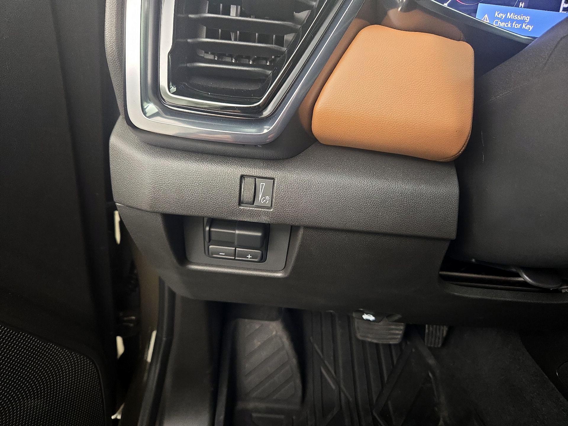 Thumbnail: 2025 GMC Canyon - 13