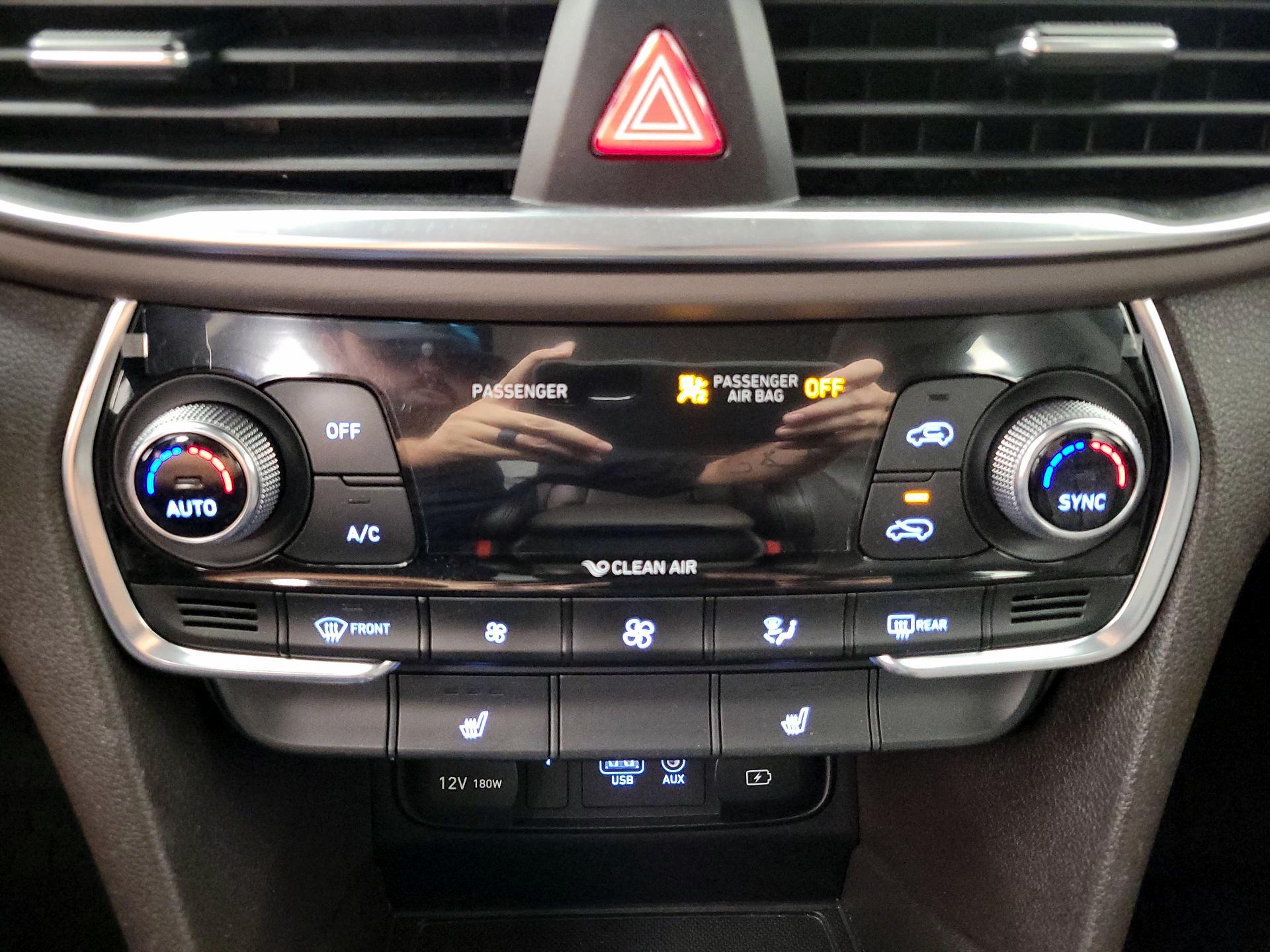 Thumbnail: 2020 Hyundai Santa Fe - 16