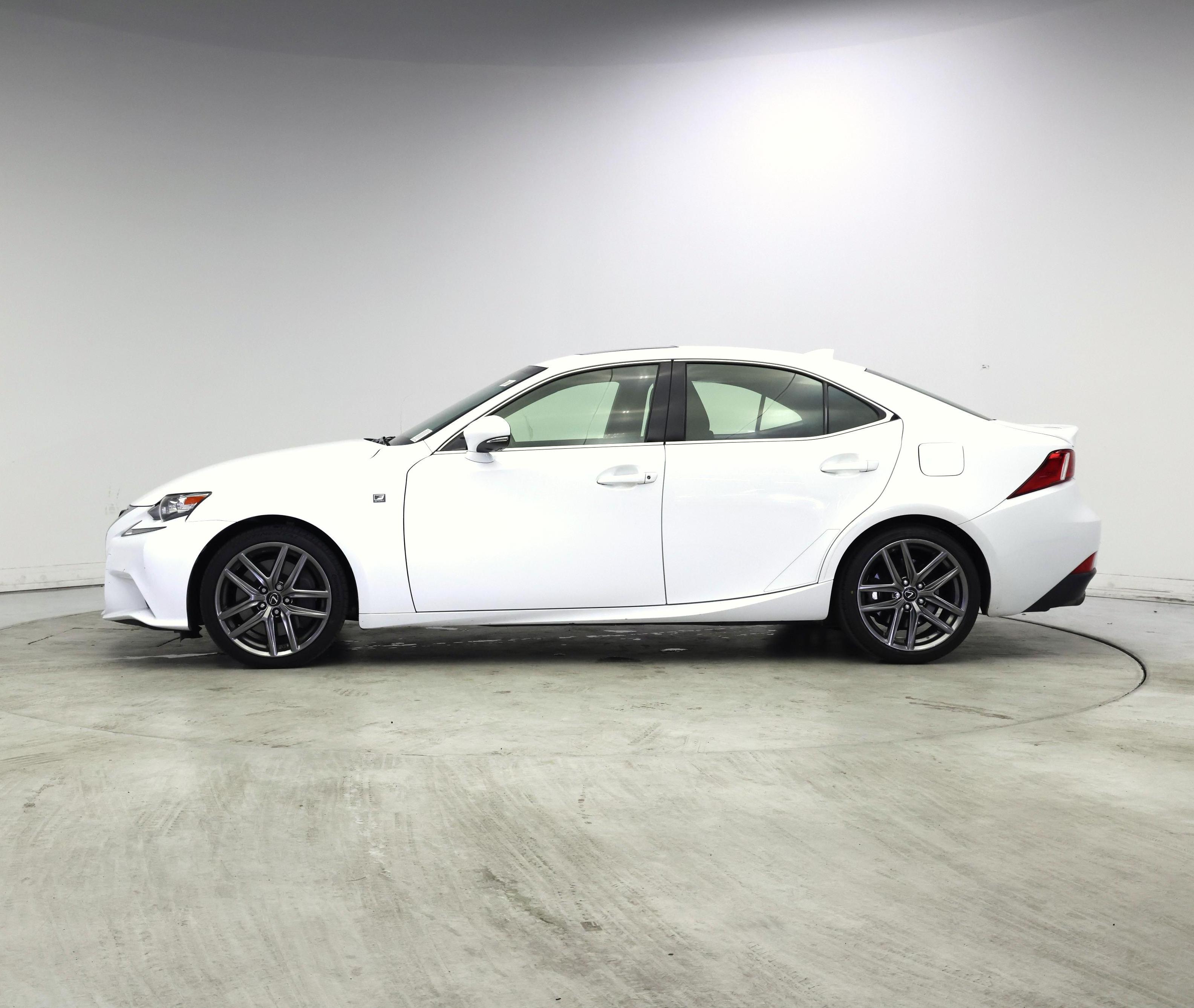 Thumbnail: 2016 Lexus IS - 3