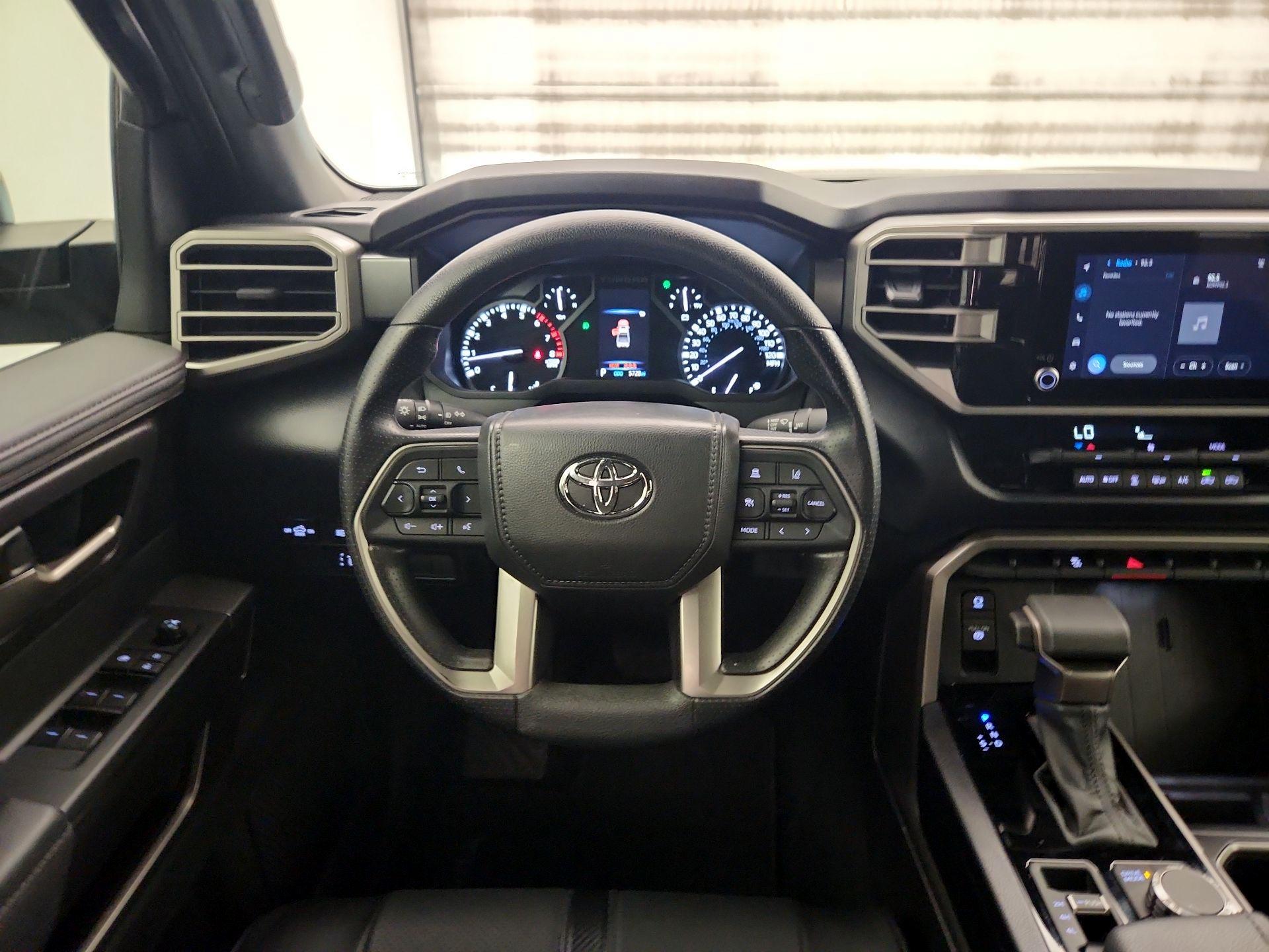 Thumbnail: 2025 Toyota Tundra - 10