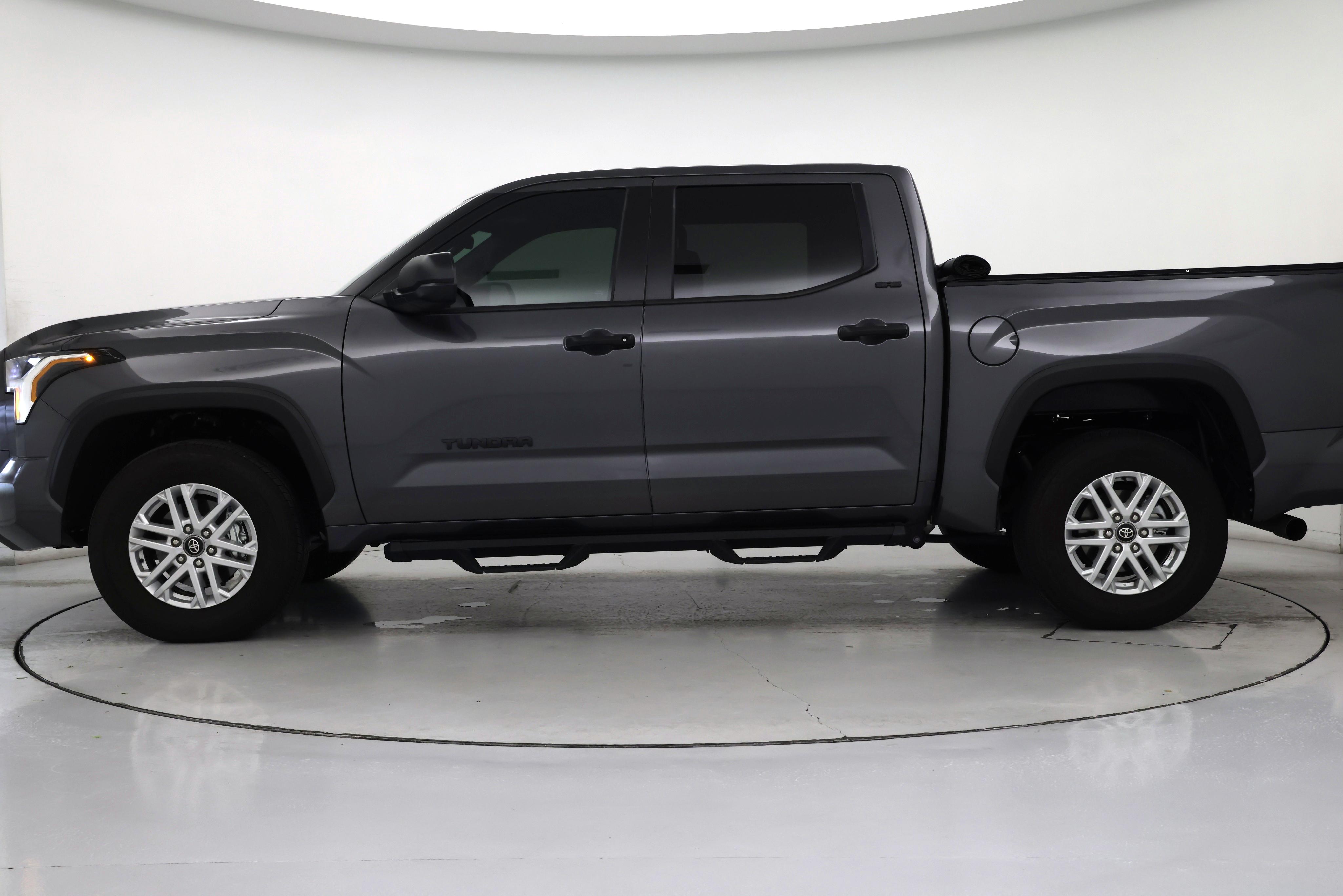 Thumbnail: 2025 Toyota Tundra - 3