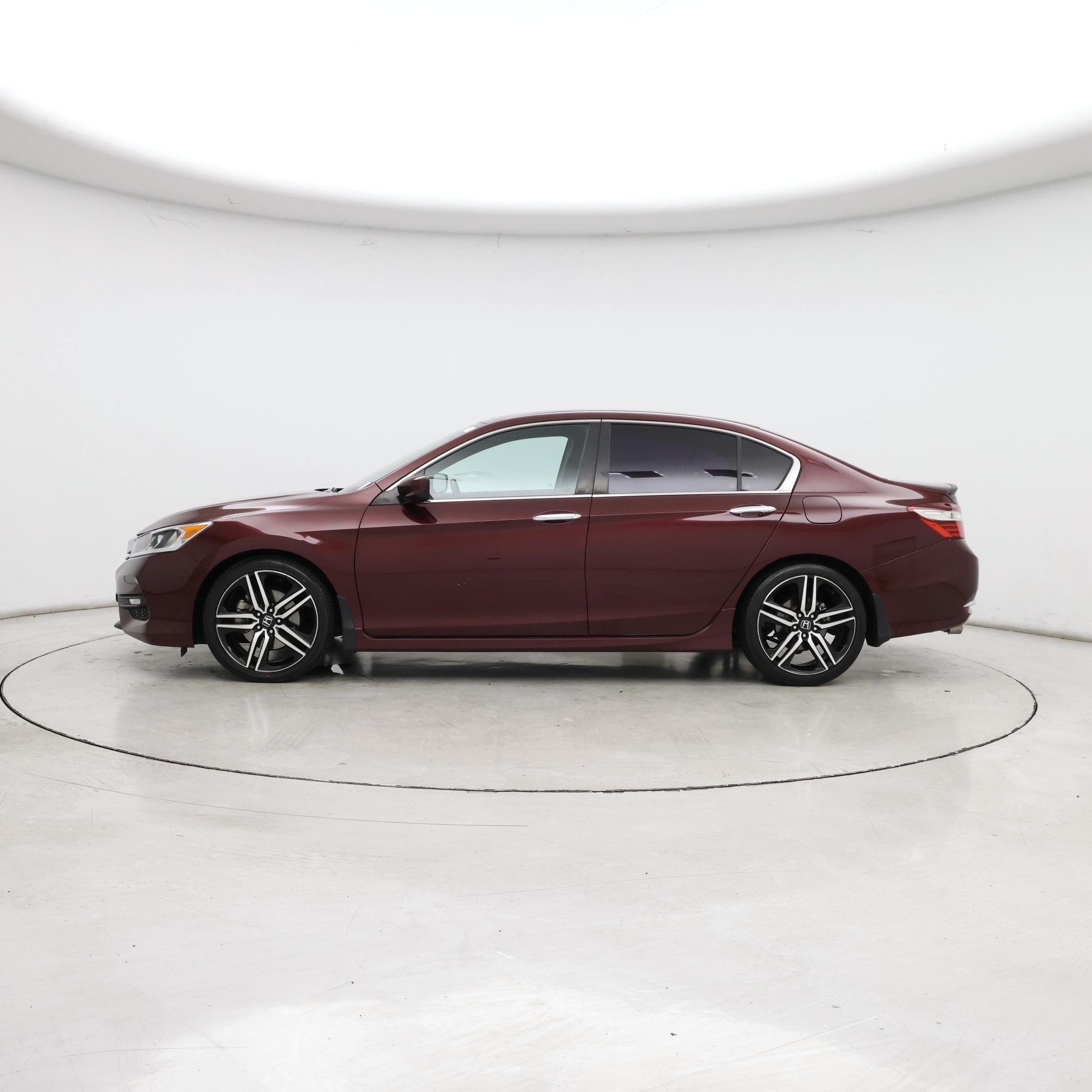Thumbnail: 2017 Honda Accord - 3