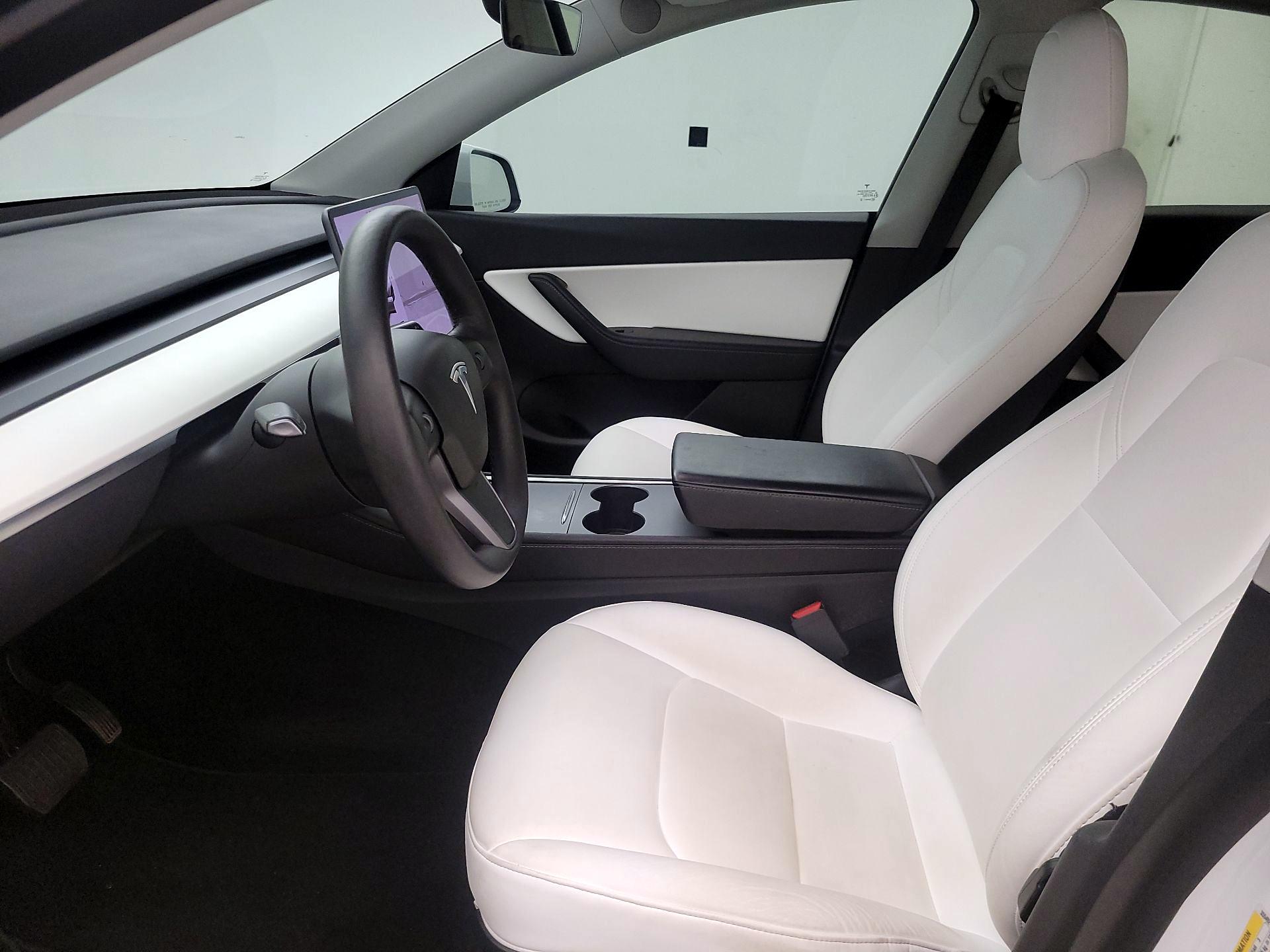 Thumbnail: 2022 Tesla Model Y - 11