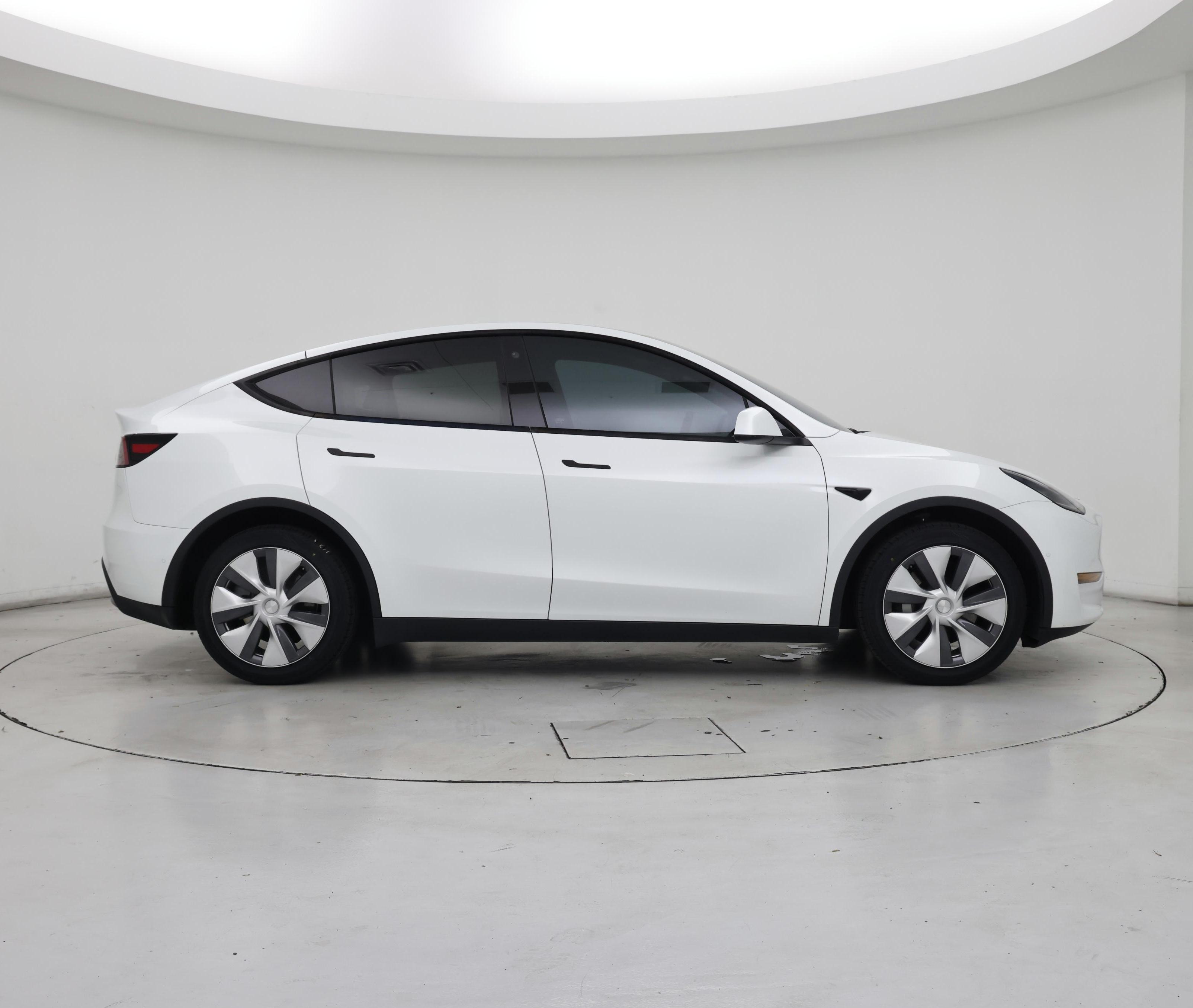 Thumbnail: 2022 Tesla Model Y - 7