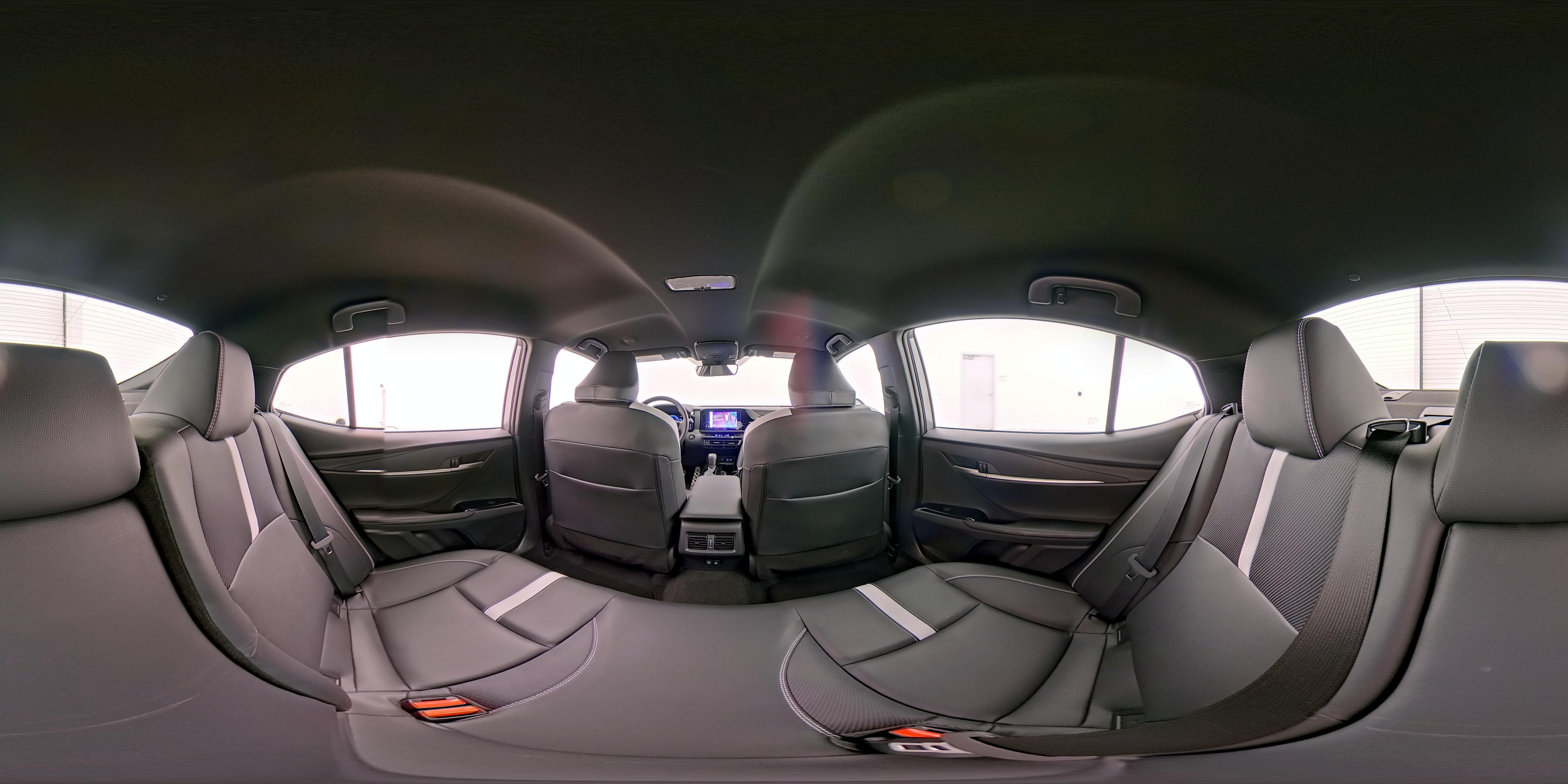 2026 Toyota Camry SE - Photo 26