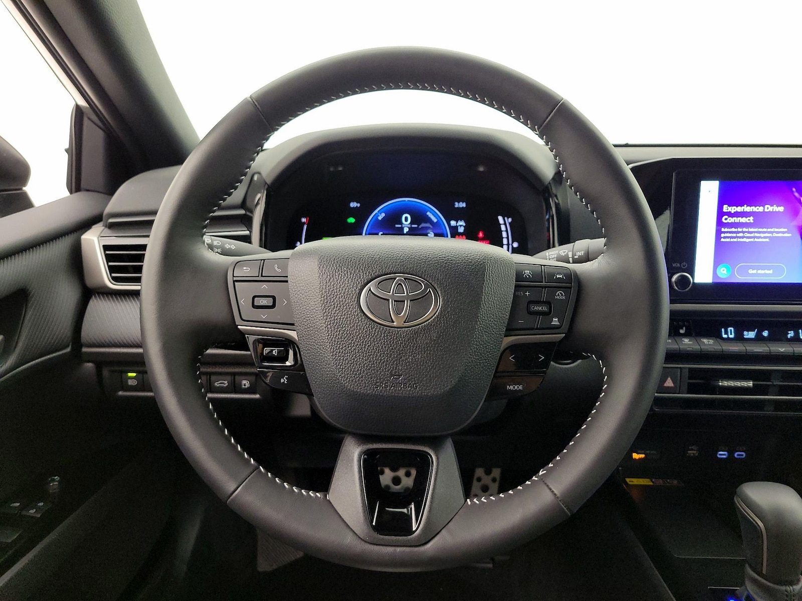 2026 Toyota Camry SE - Photo 11