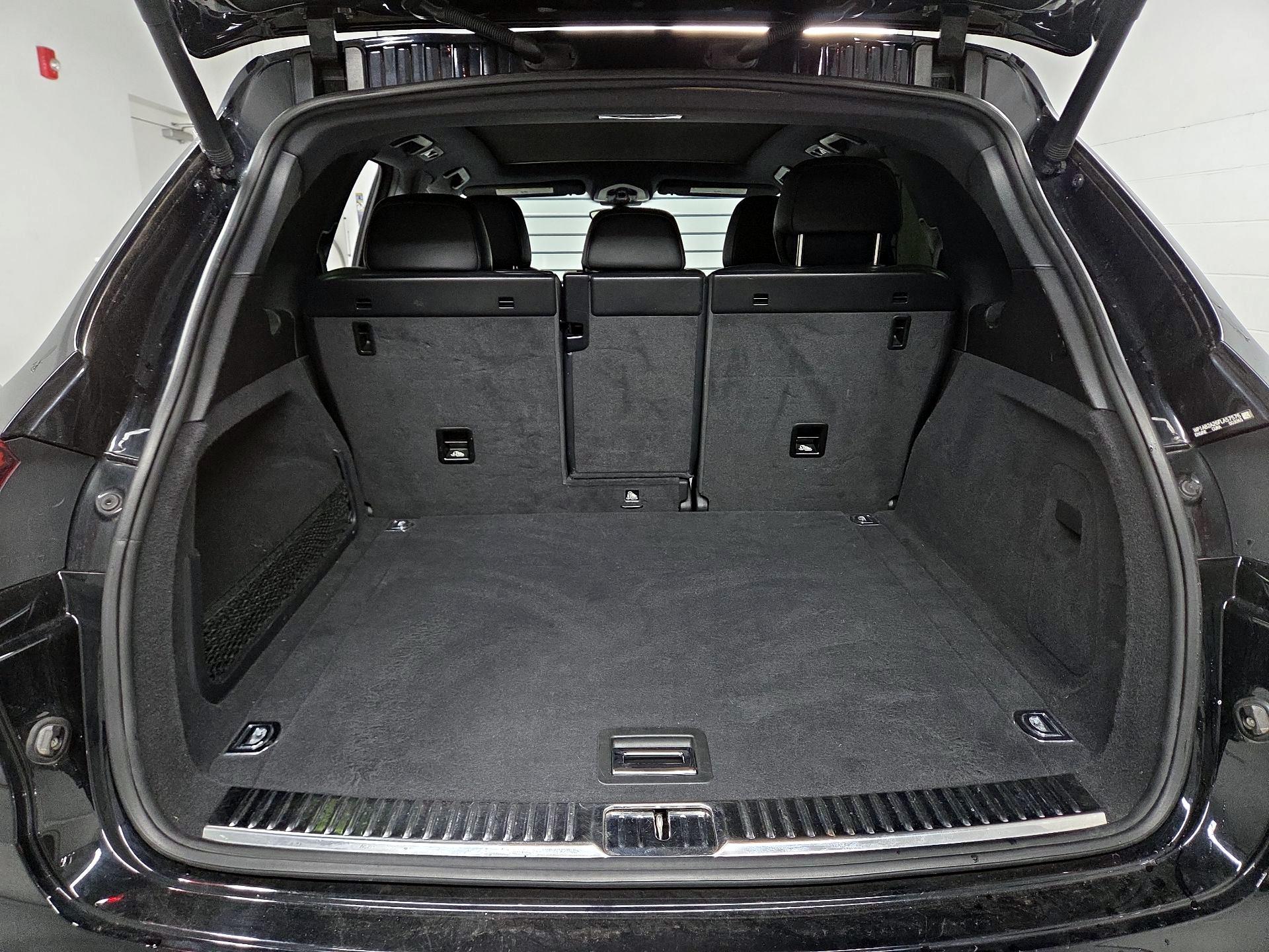 Thumbnail: 2015 Porsche Cayenne - 16