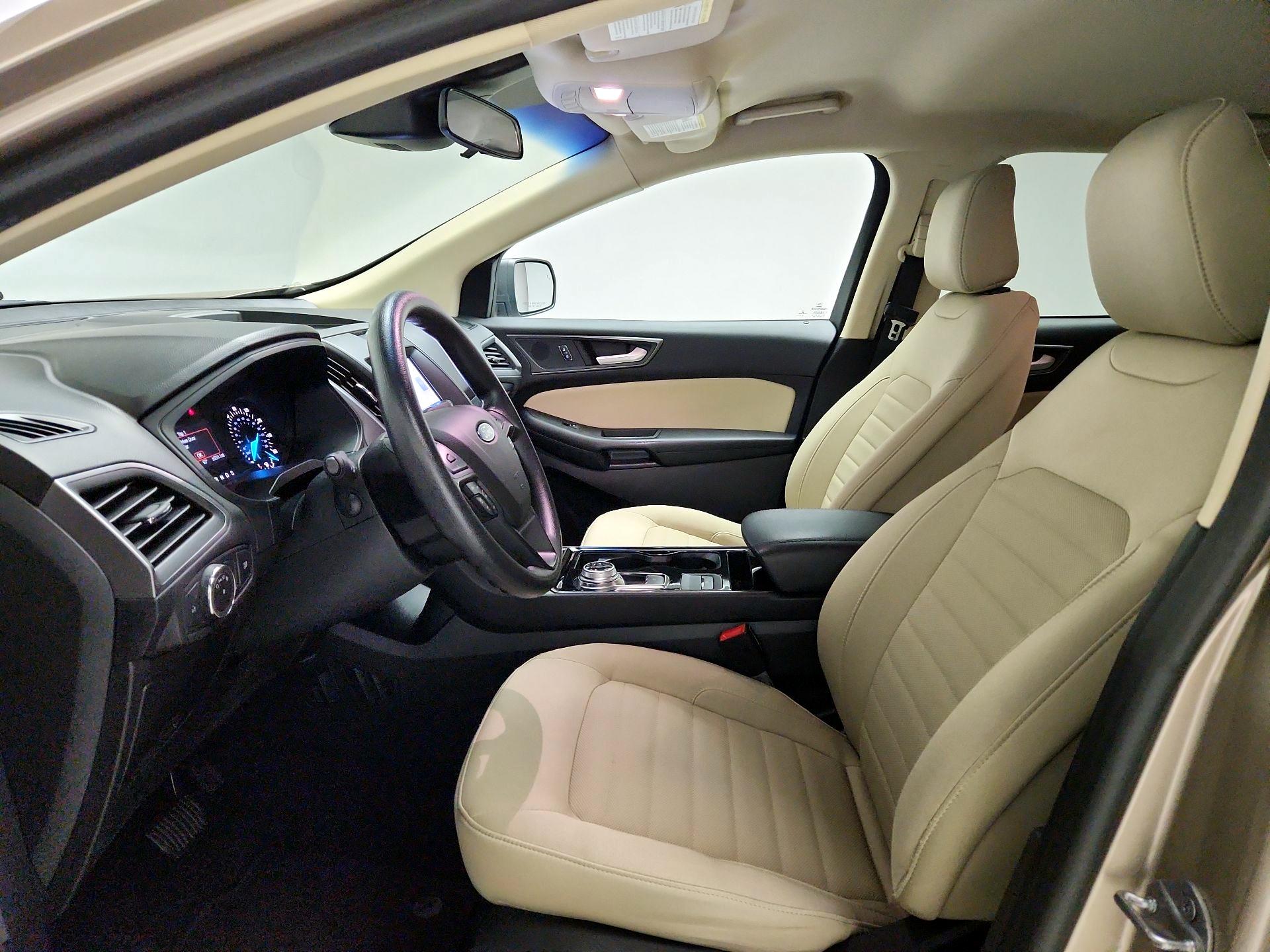 Thumbnail: 2020 Ford Edge - 11