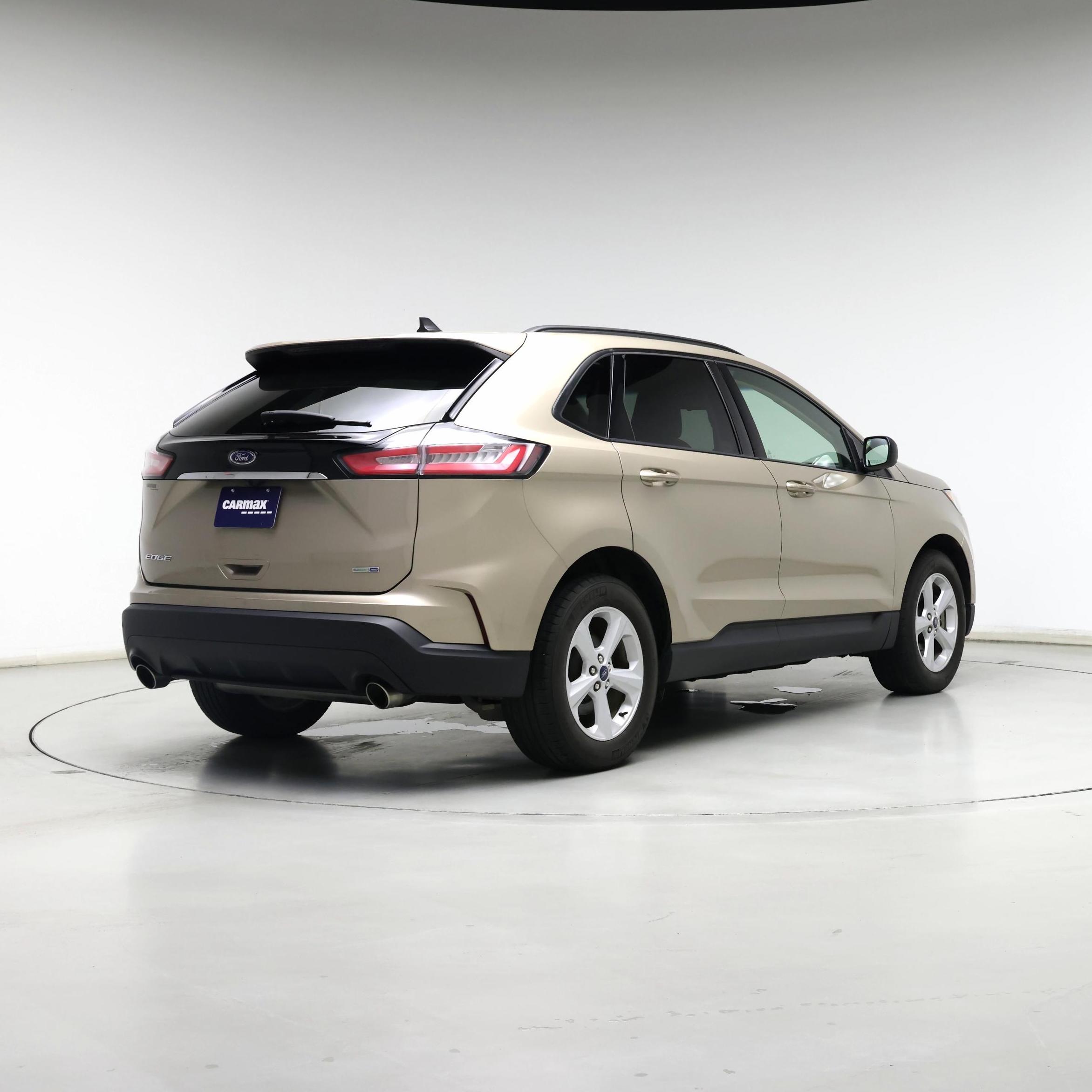 Thumbnail: 2020 Ford Edge - 8