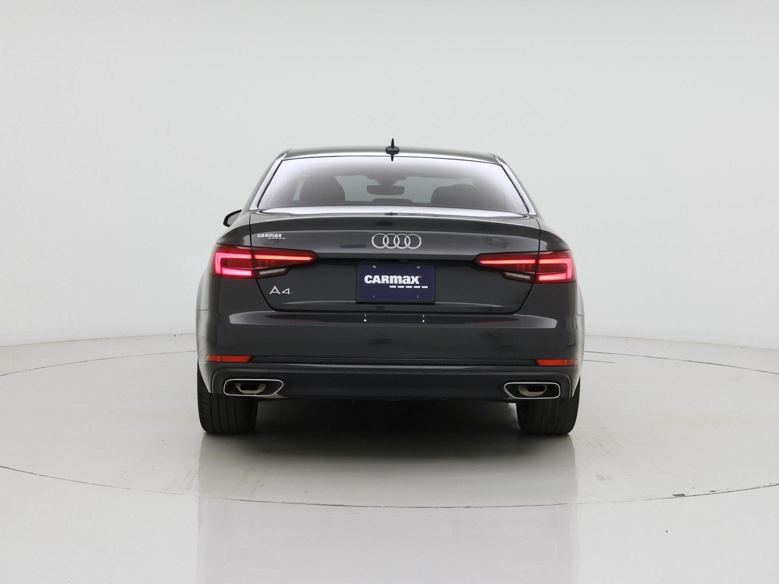 2019 Audi A4 Premium - Photo 7