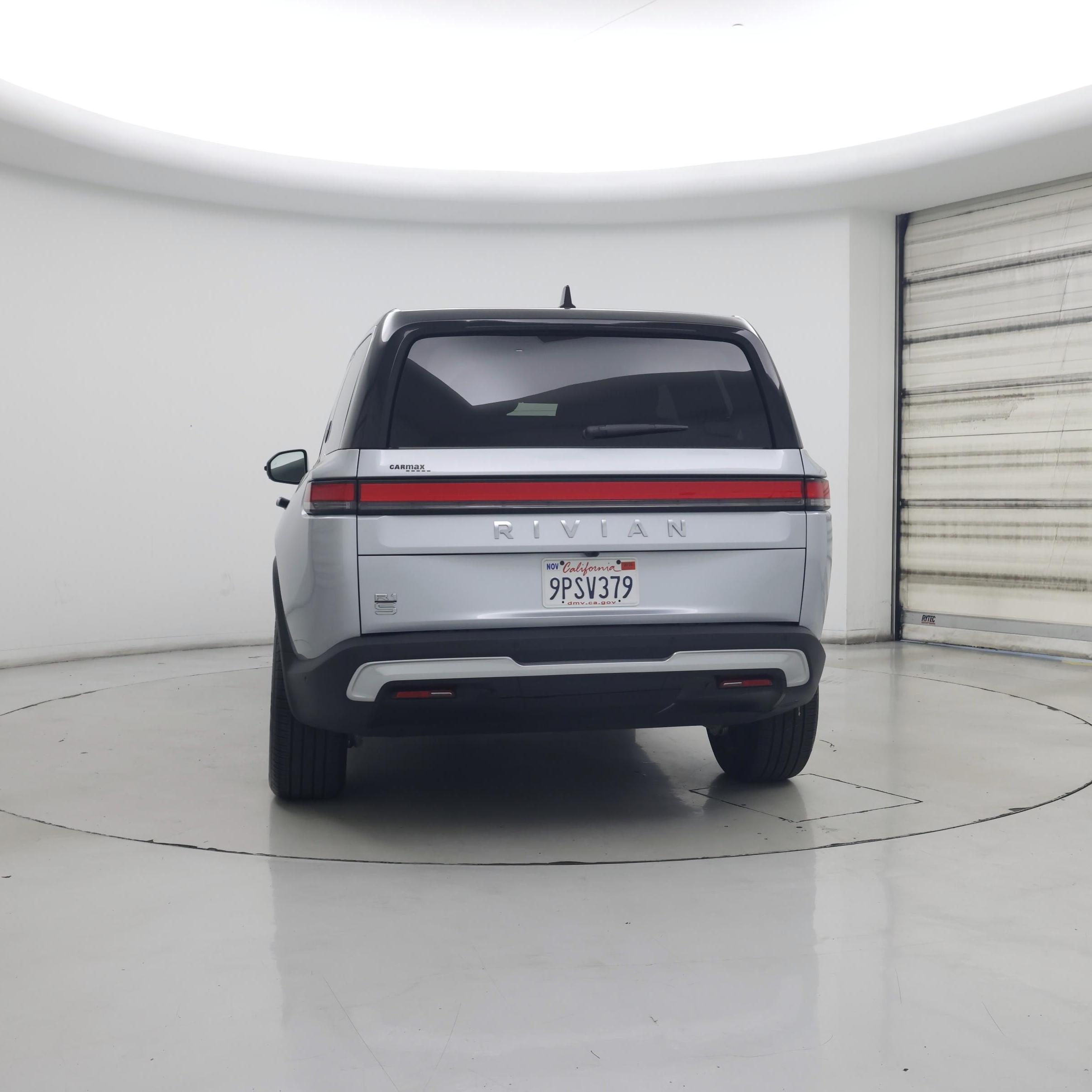 Thumbnail: 2025 Rivian R1S - 6