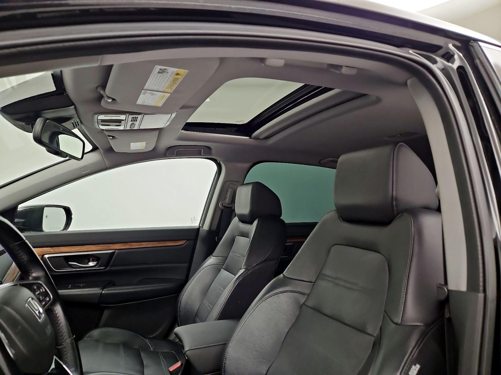 Sunroof(s) & Overhead Airbags