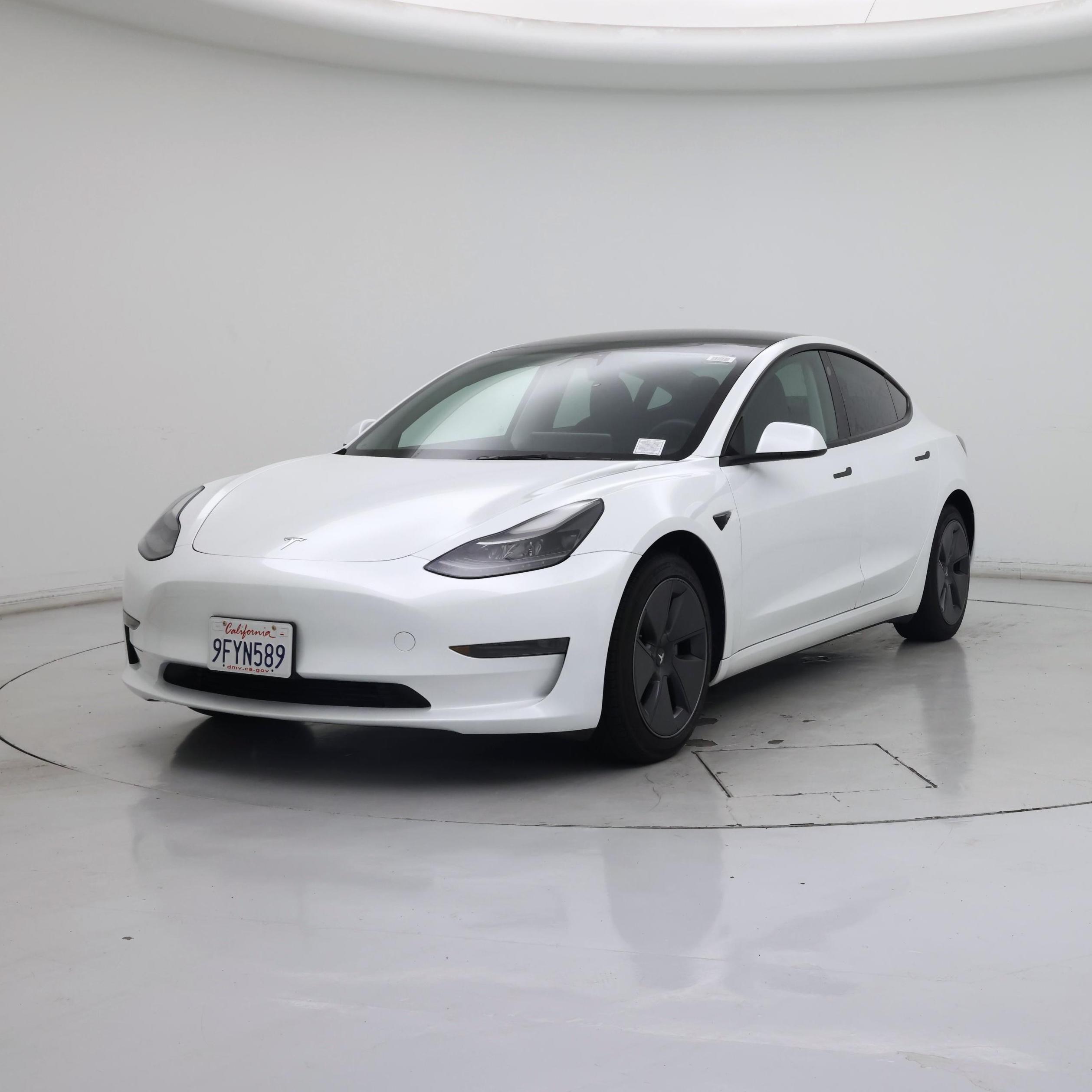 Thumbnail: 2023 Tesla Model 3 - 4