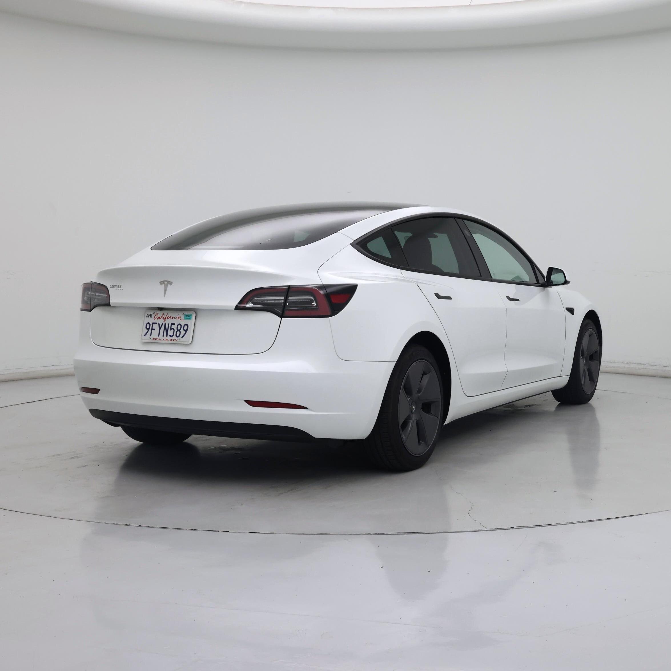 Thumbnail: 2023 Tesla Model 3 - 8