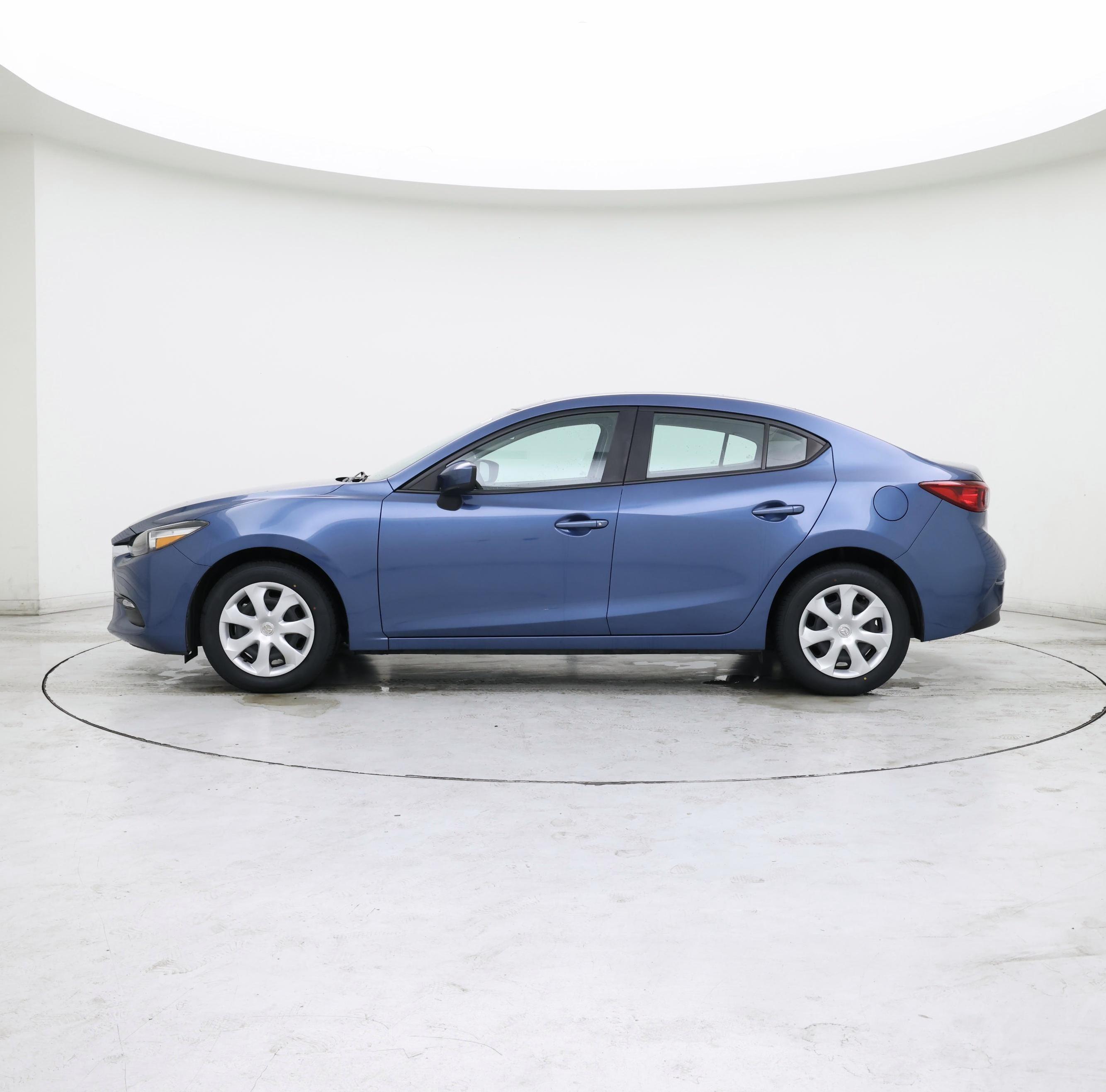 Thumbnail: 2018 Mazda Mazda3 - 3