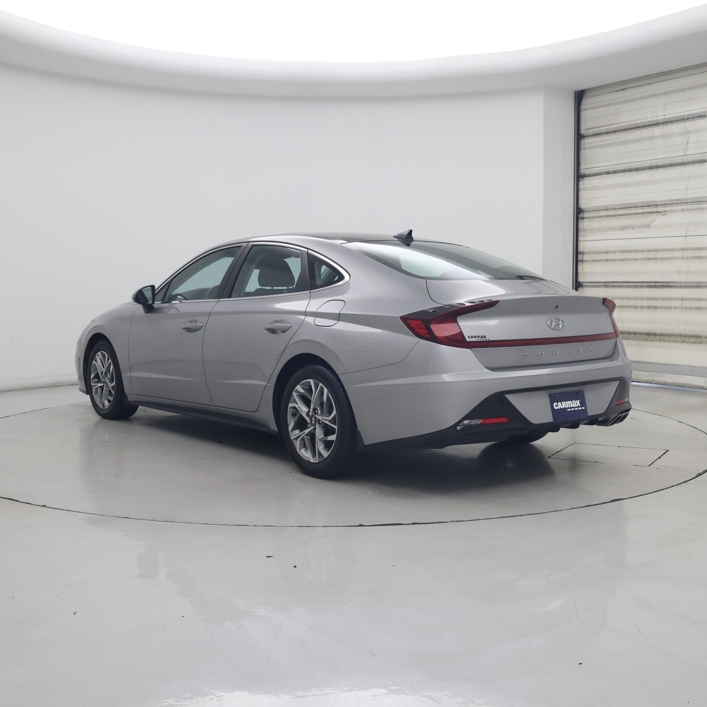 Thumbnail: 2023 Hyundai Sonata - 2