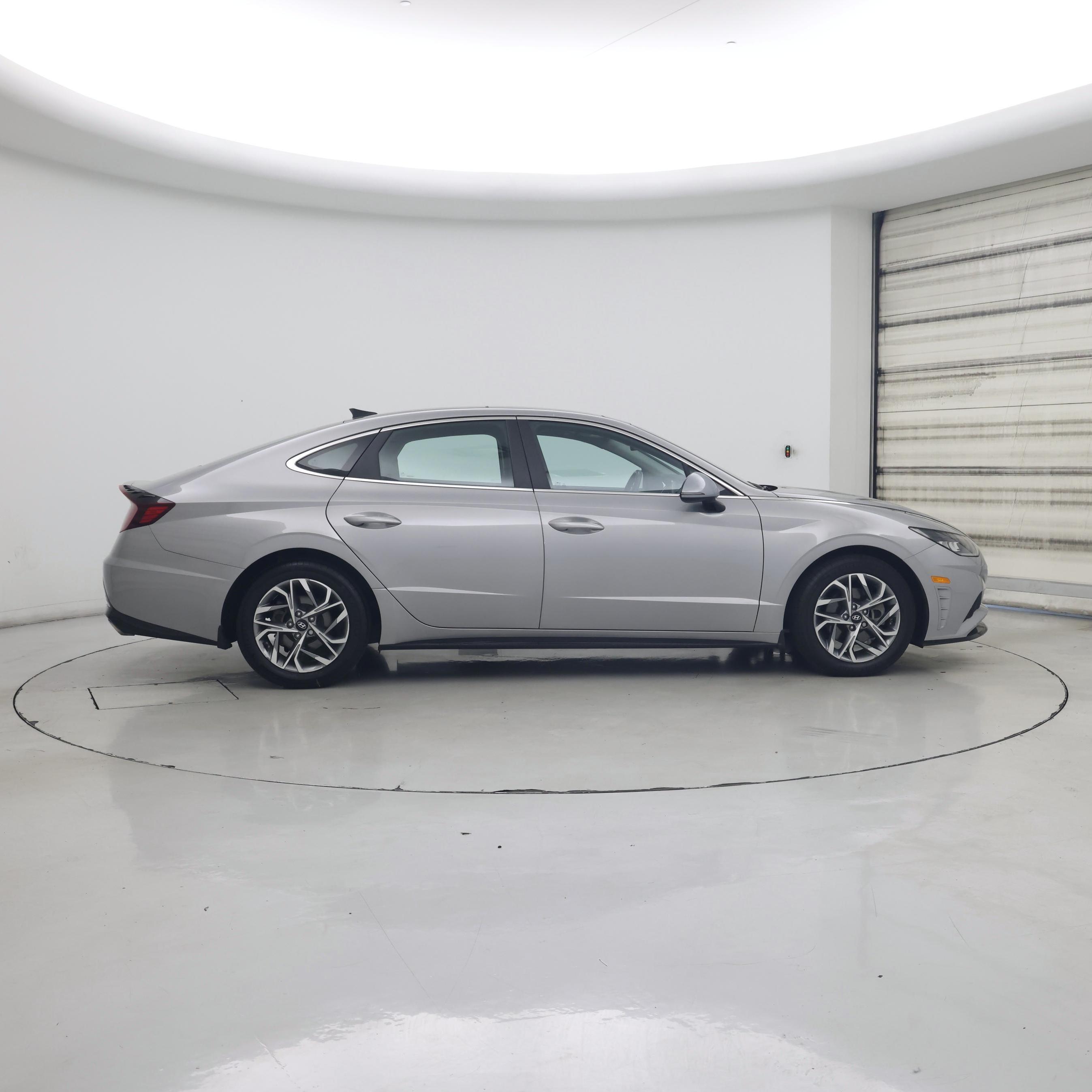 Thumbnail: 2023 Hyundai Sonata - 7