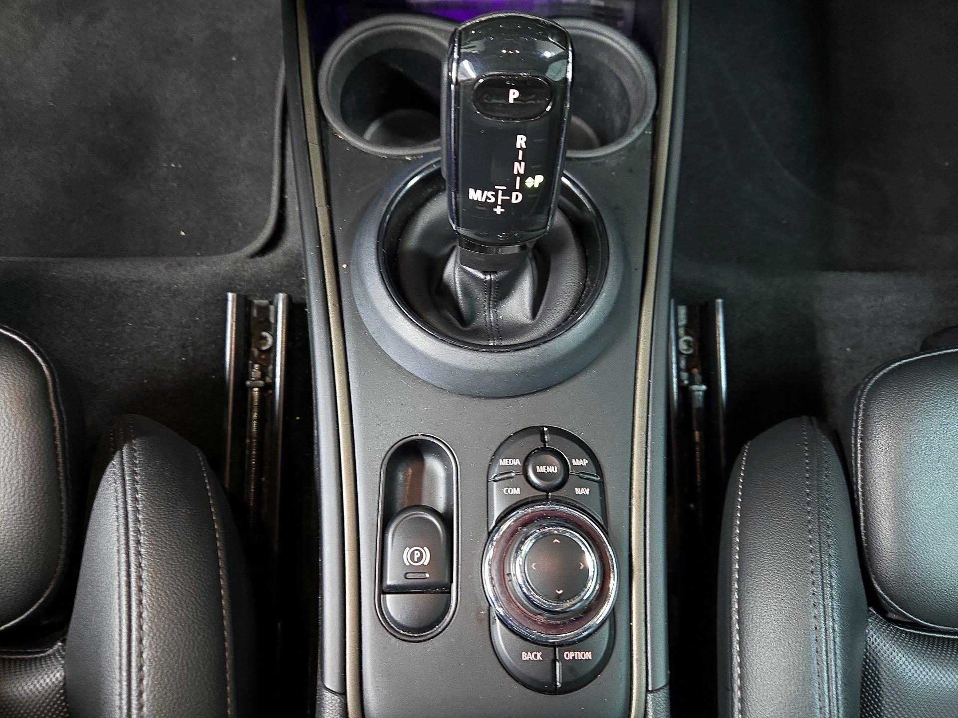 Thumbnail: 2022 MINI Cooper Countryman - 18