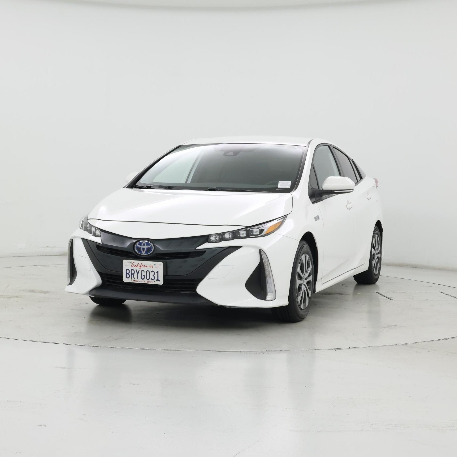 Thumbnail: 2021 Toyota Prius Prime - 4