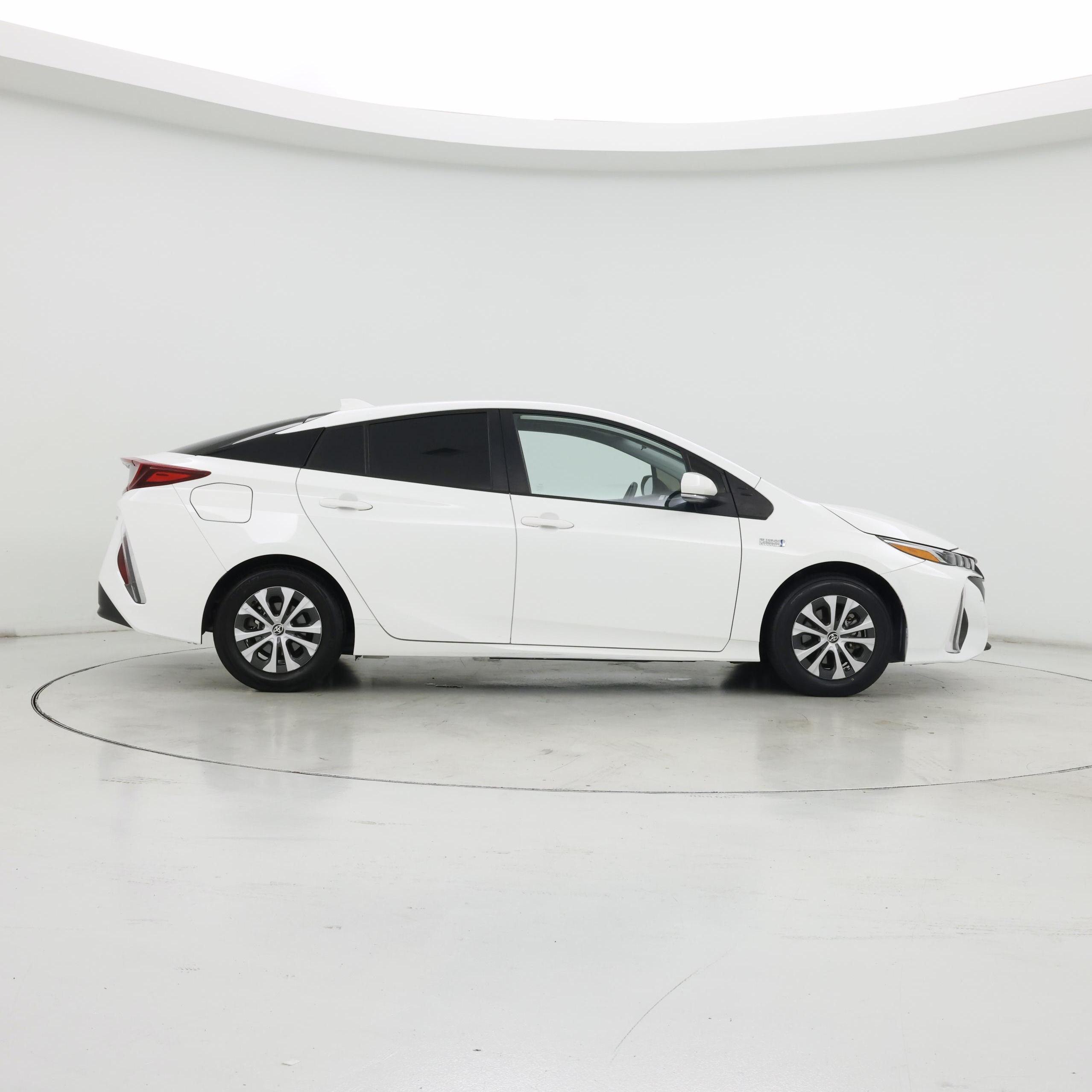 Thumbnail: 2021 Toyota Prius Prime - 7