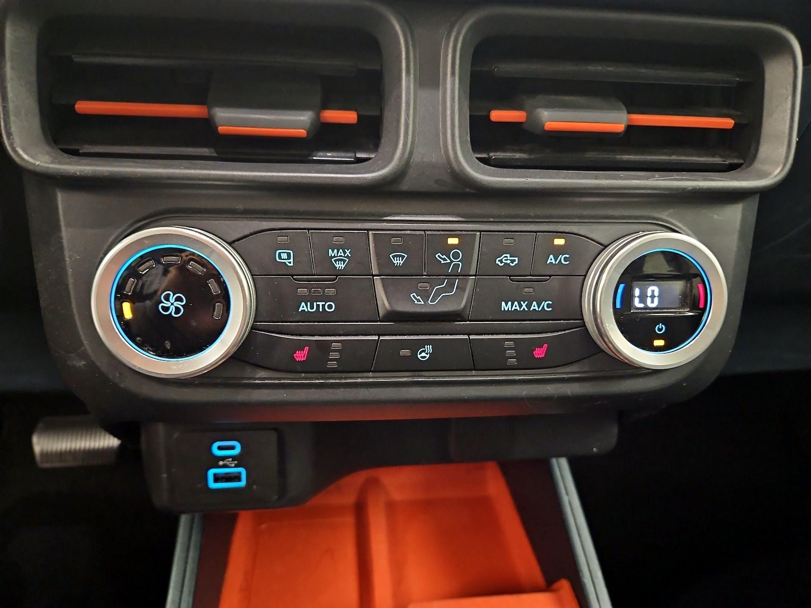 2022 Ford Maverick XLT - Photo 17