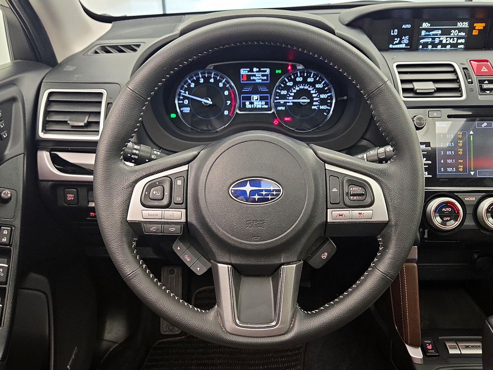 2017 Subaru Forester Touring - Photo 11