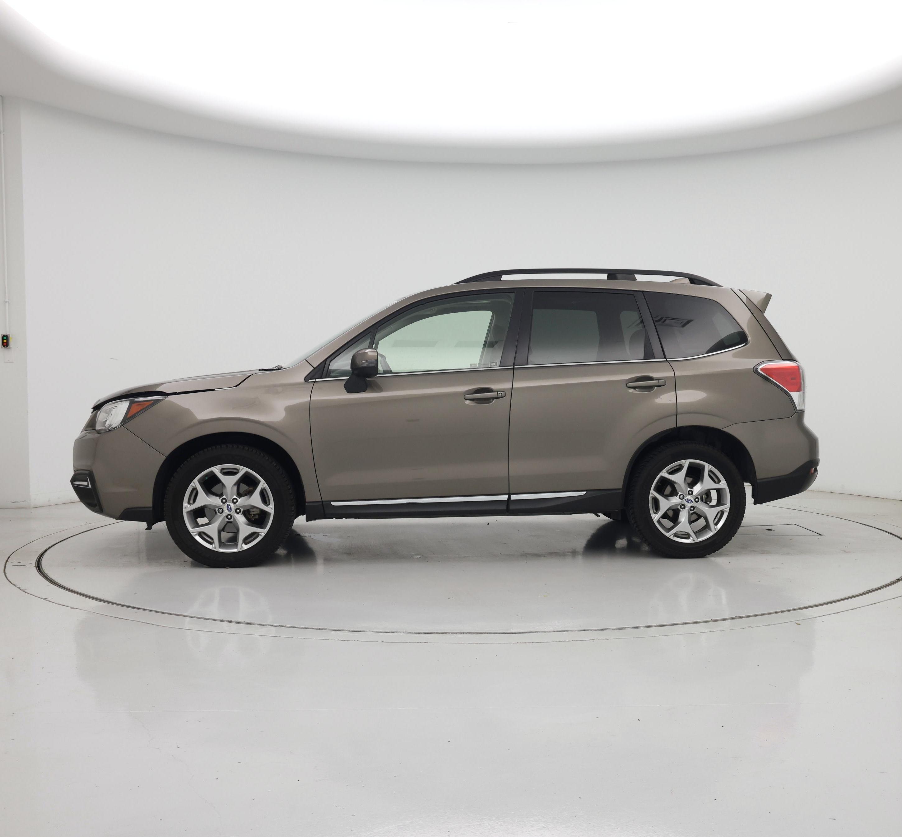 Thumbnail: 2017 Subaru Forester - 3