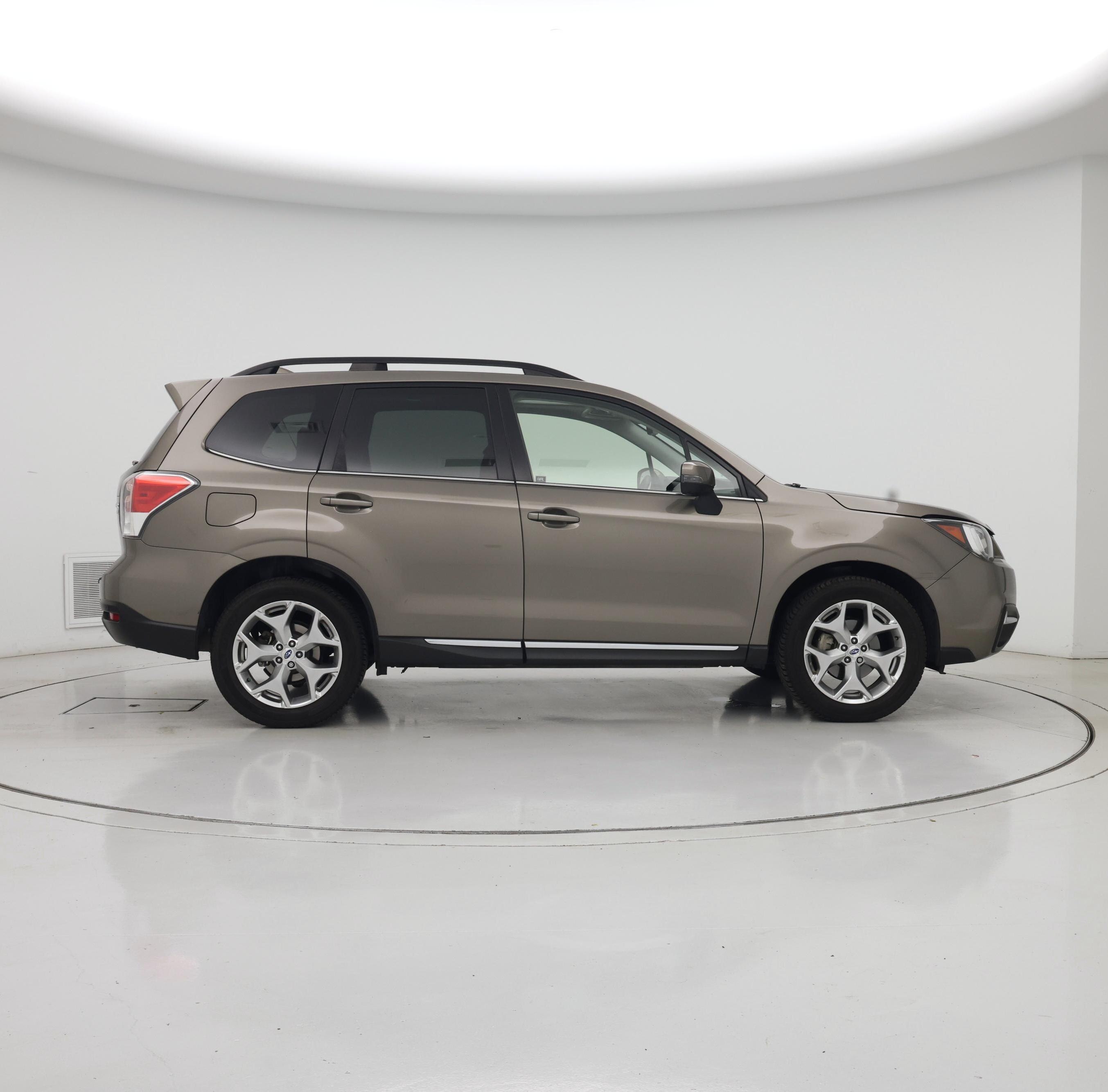 Thumbnail: 2017 Subaru Forester - 7