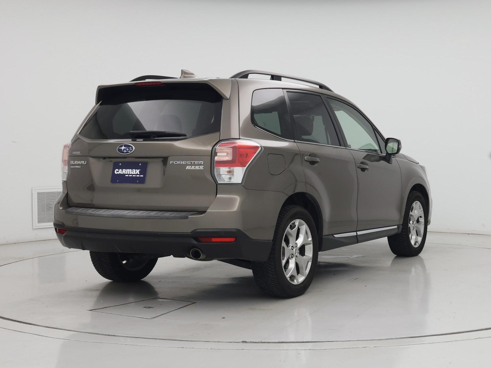 2017 Subaru Forester Touring - Photo 9