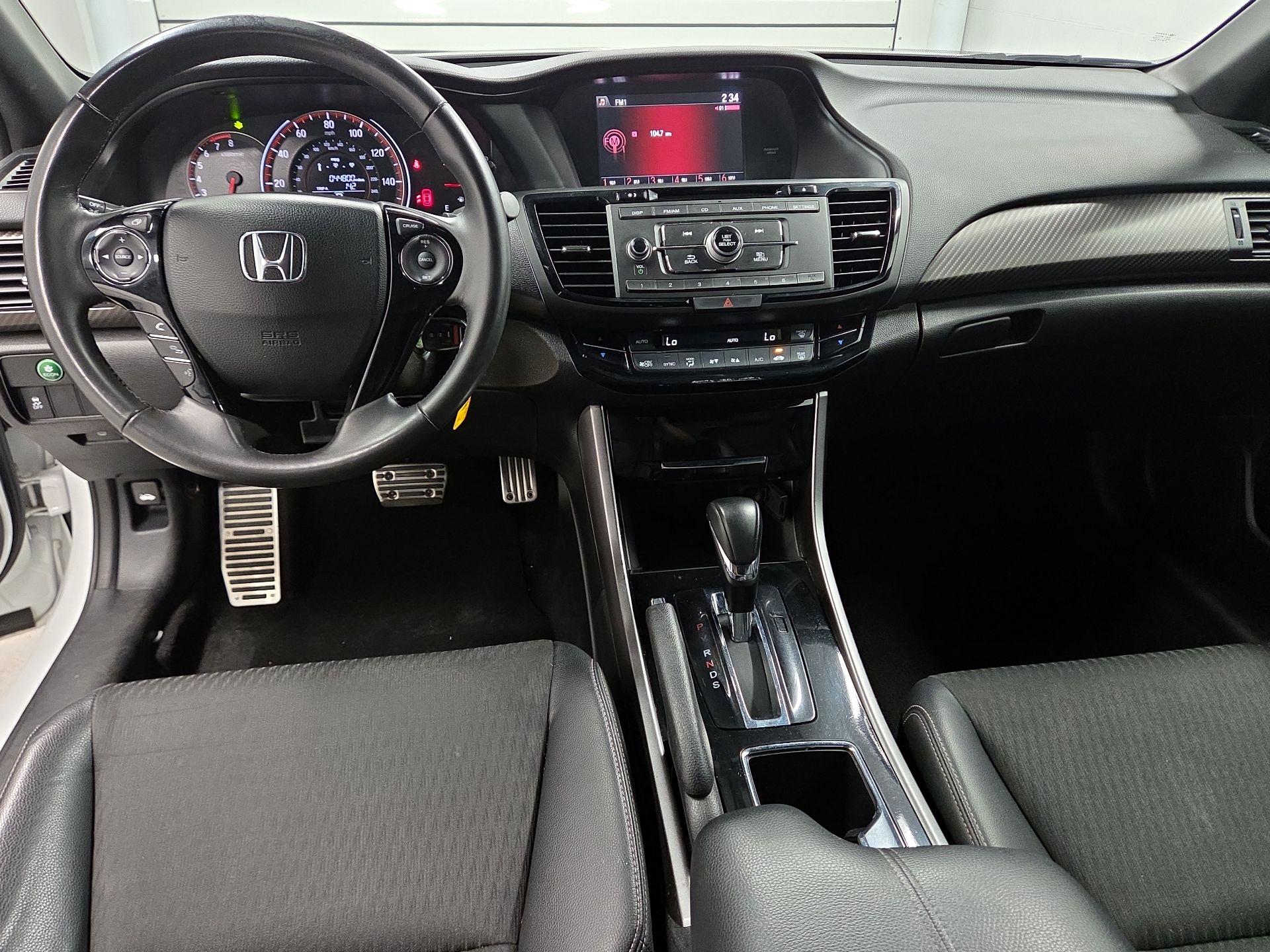 Thumbnail: 2017 Honda Accord - 9