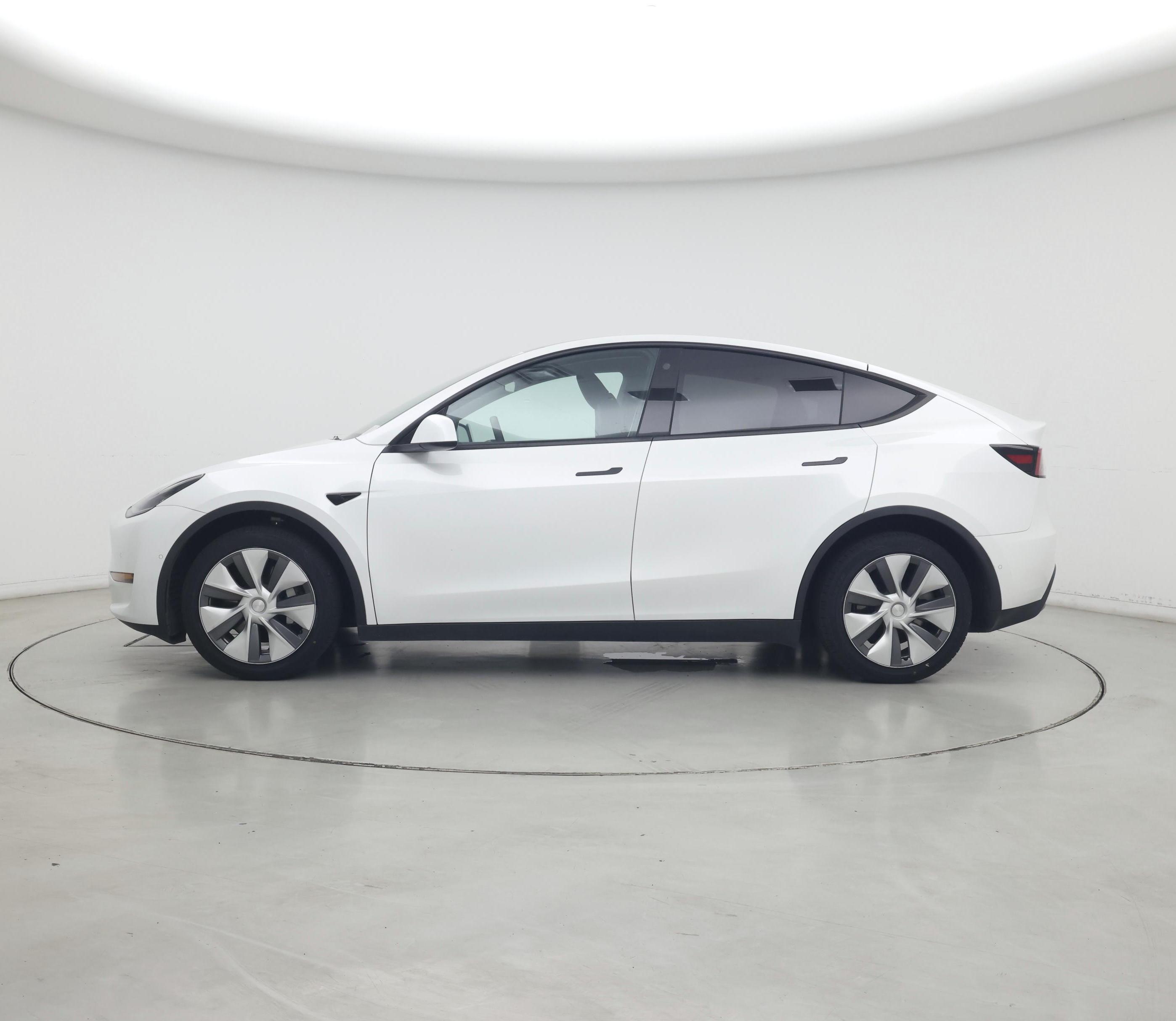 Thumbnail: 2023 Tesla Model Y - 3
