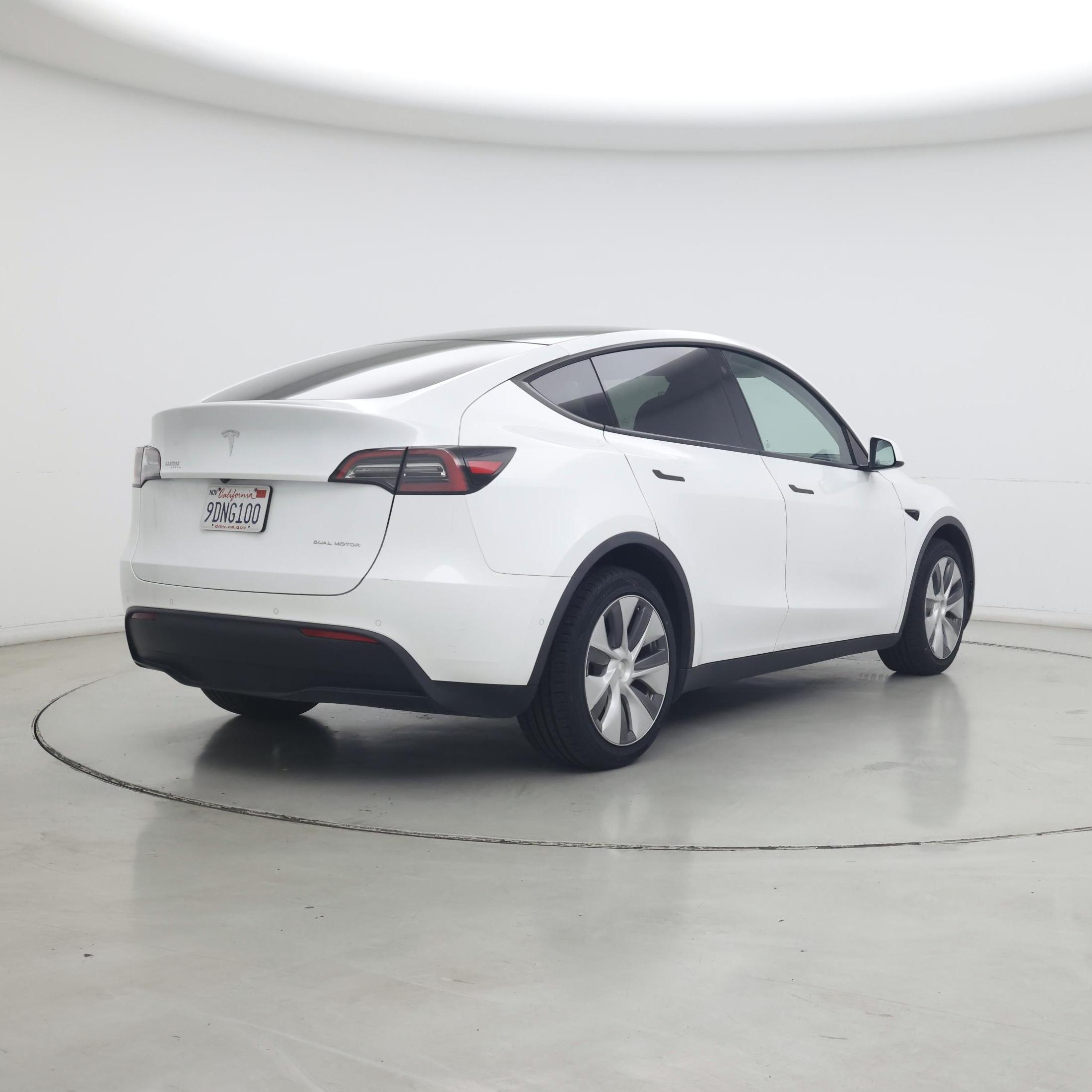 Thumbnail: 2023 Tesla Model Y - 8