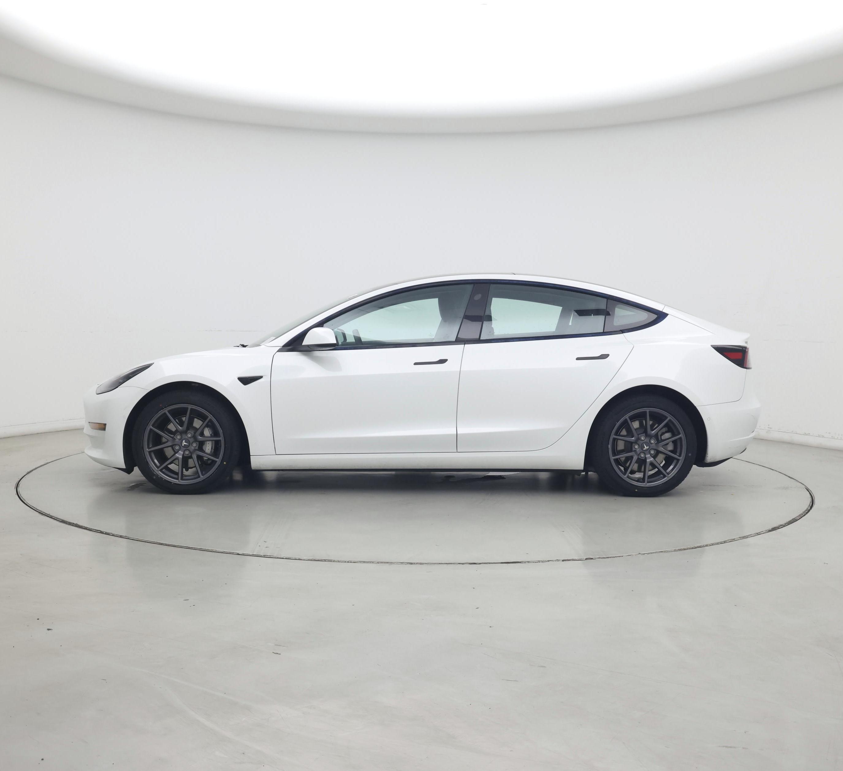 Thumbnail: 2022 Tesla Model 3 - 3