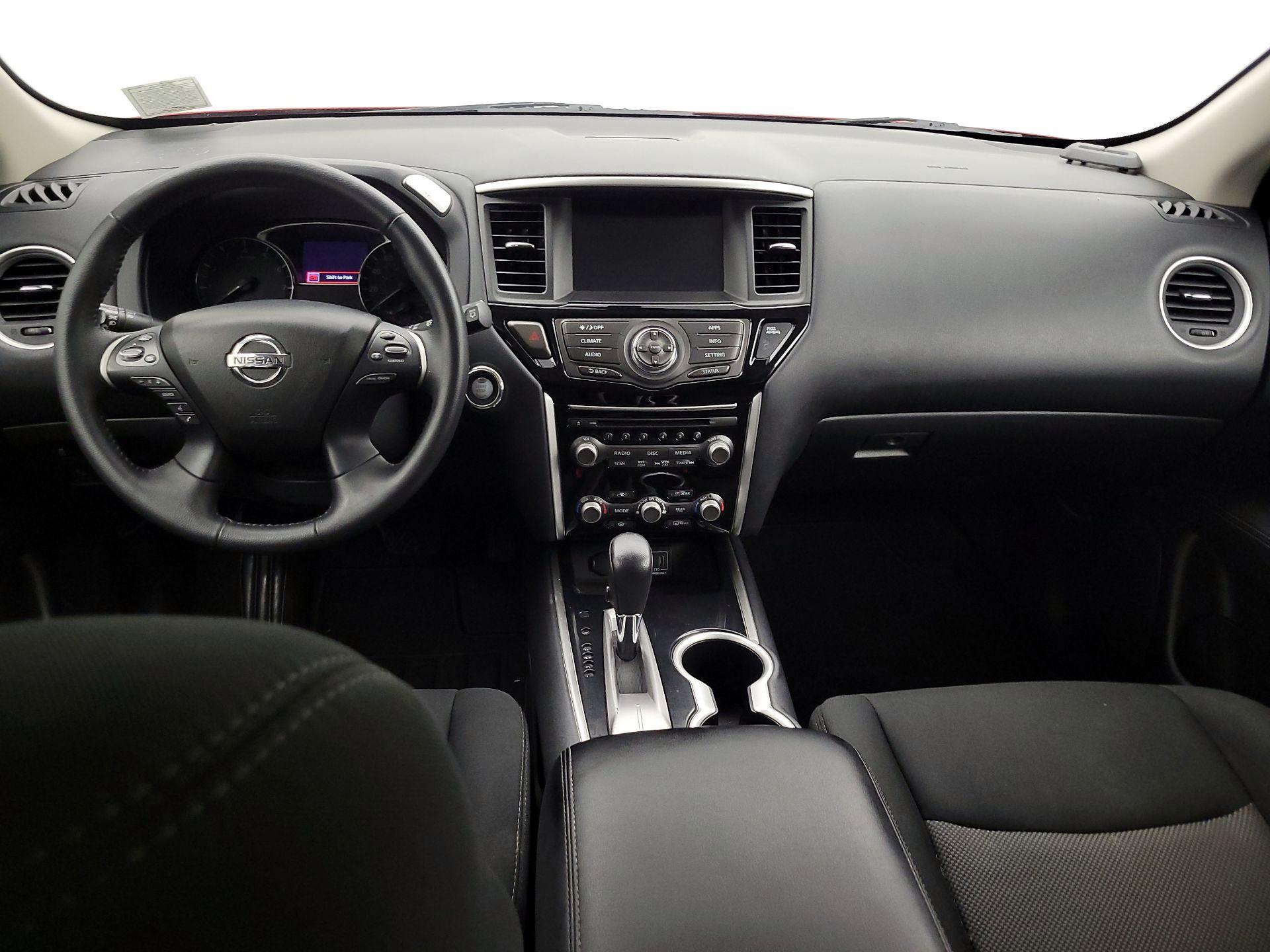 Thumbnail: 2020 Nissan Pathfinder - 9
