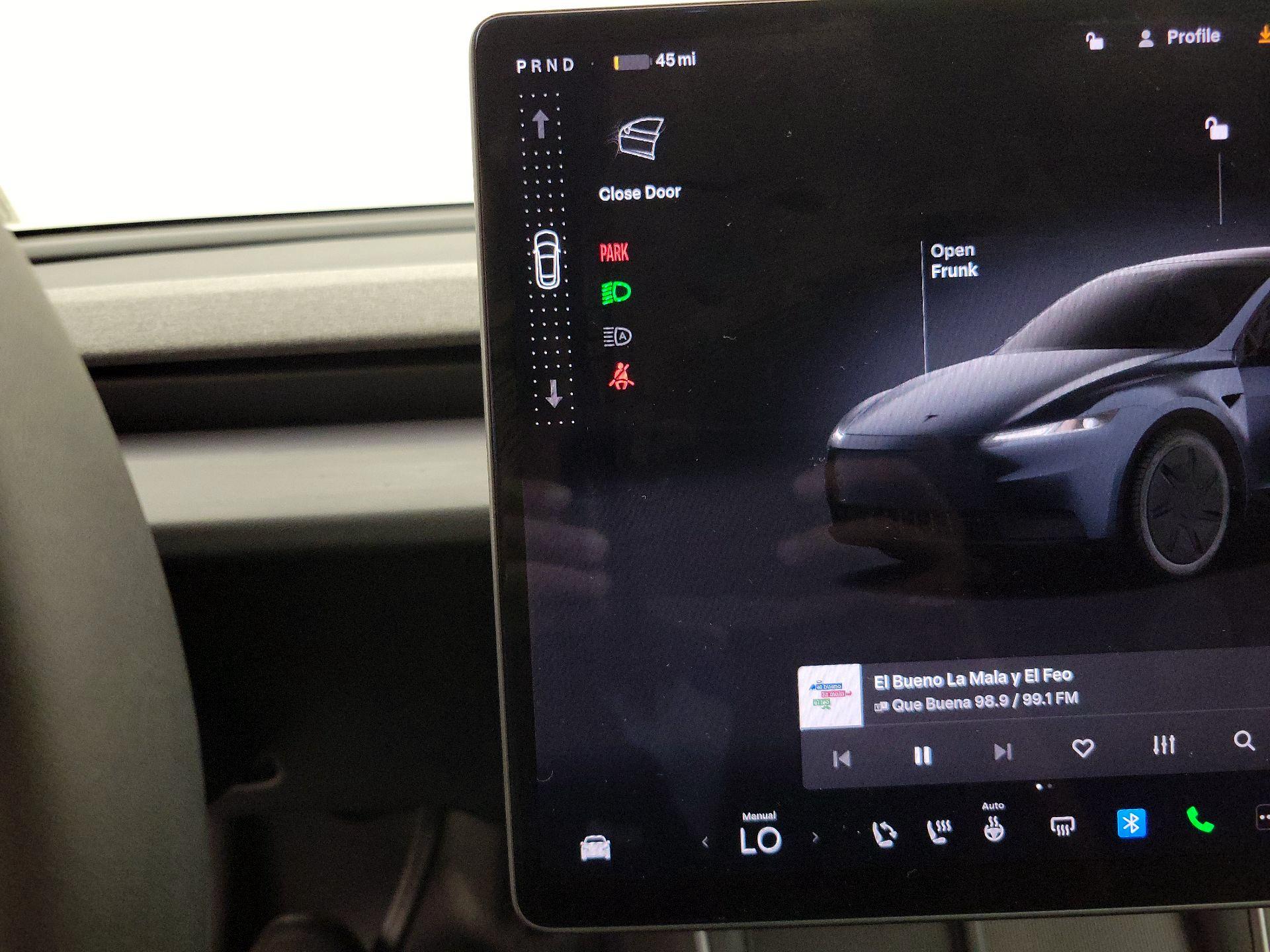 Thumbnail: 2026 Tesla Model Y - 17
