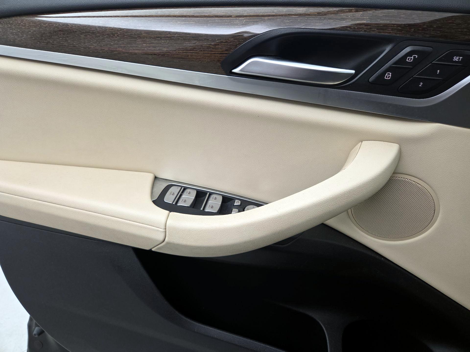 Thumbnail: 2021 BMW X3 - 12