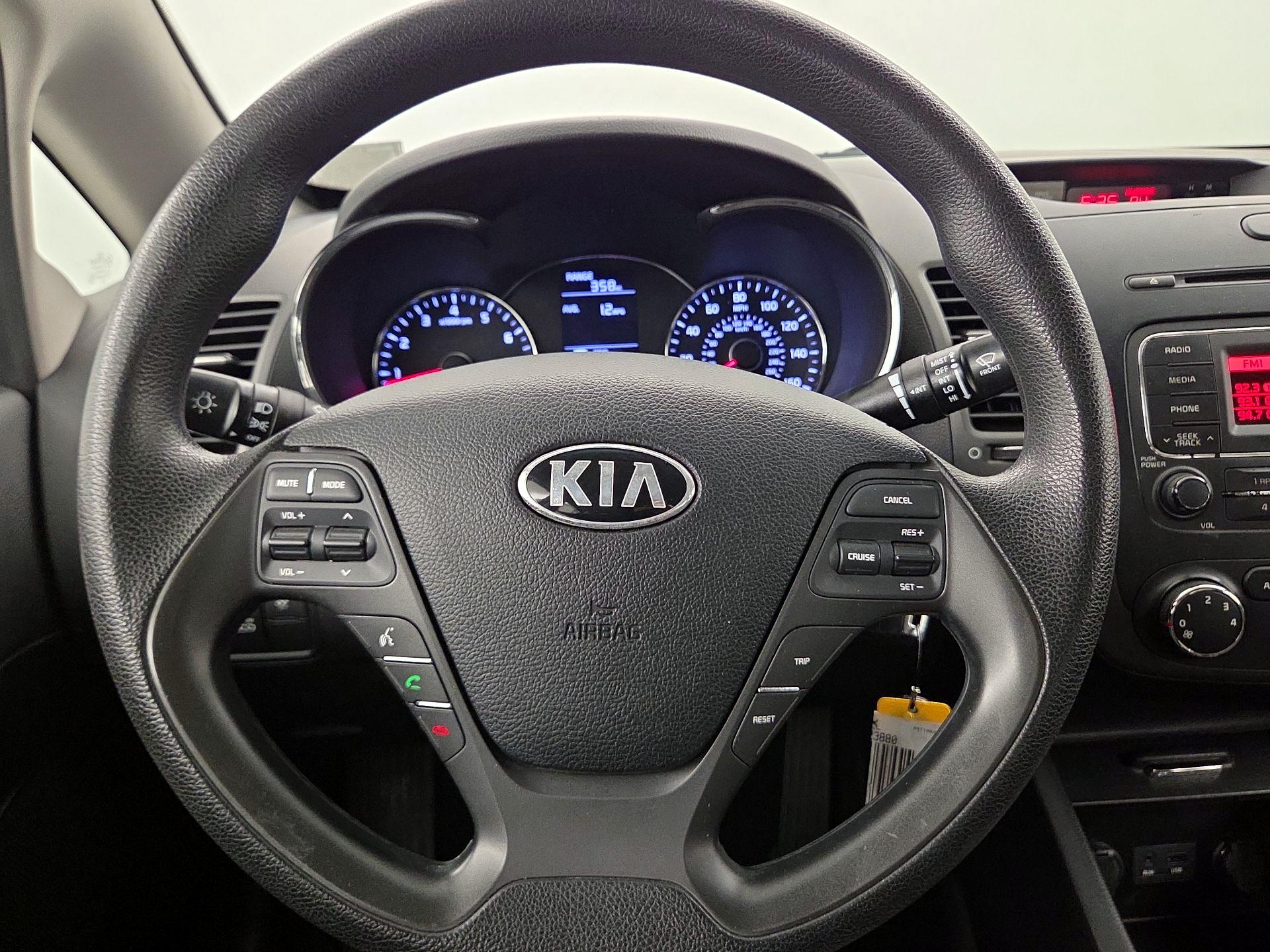 Thumbnail: 2014 Kia Forte - 10