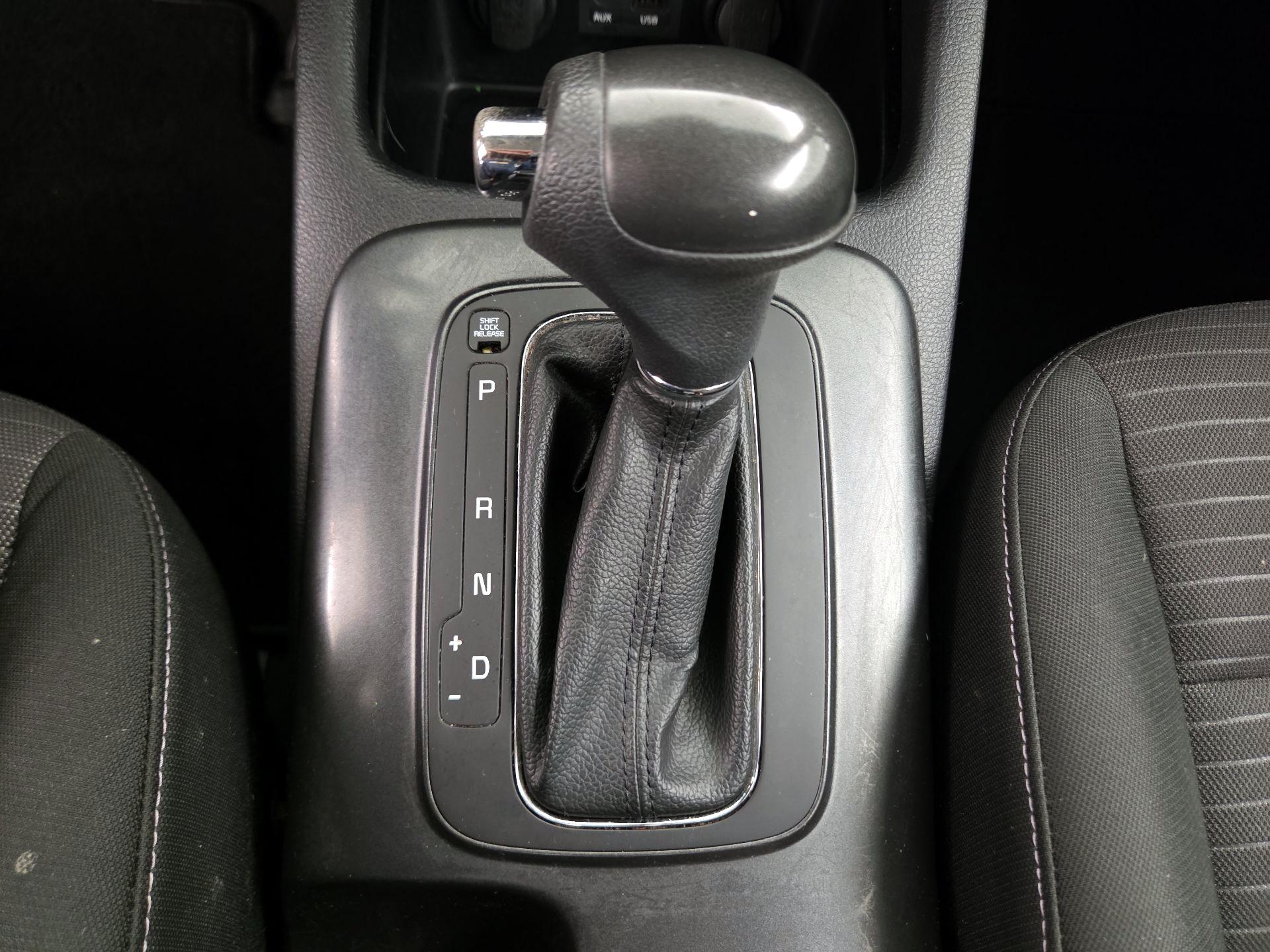 Thumbnail: 2014 Kia Forte - 16