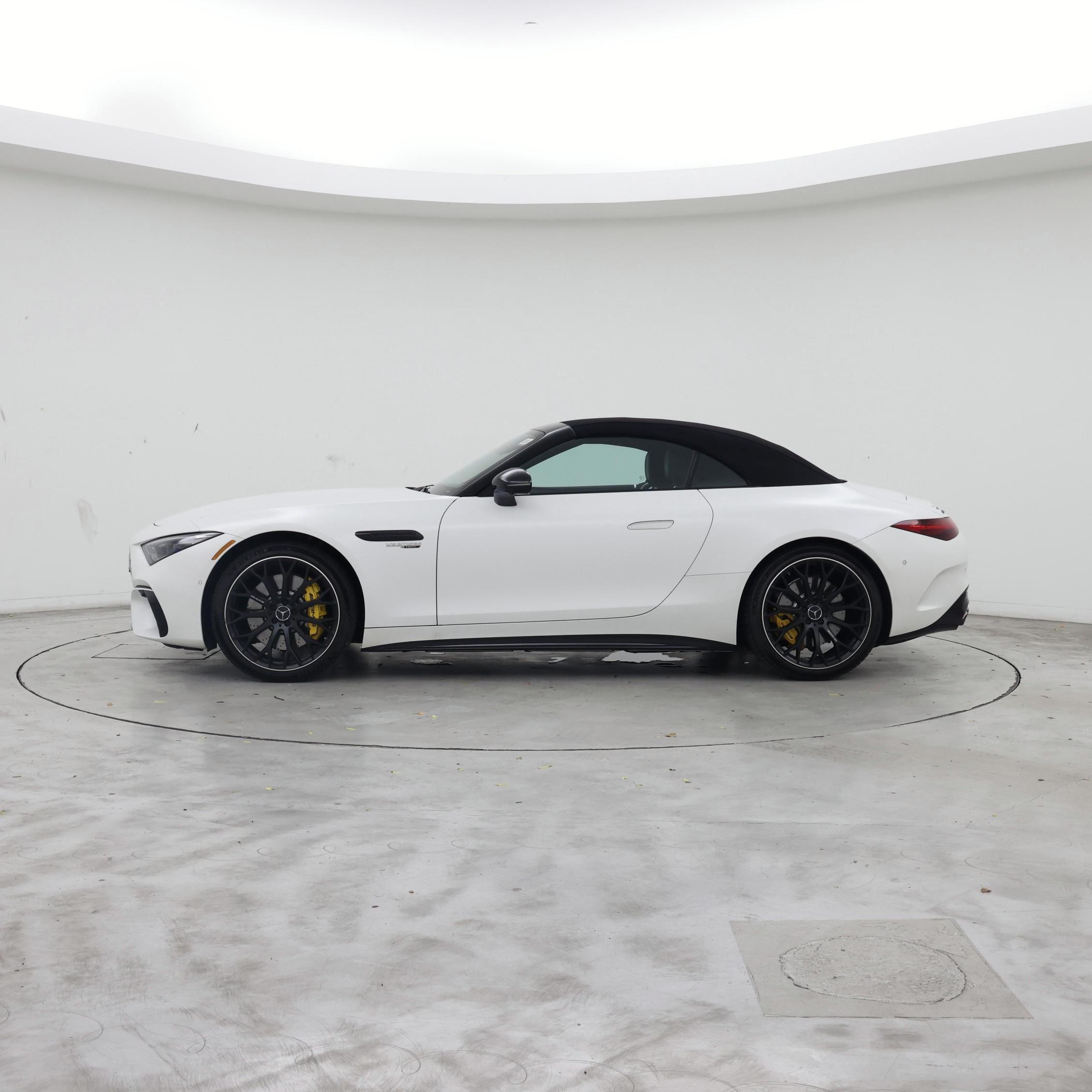 Thumbnail: 2022 Mercedes-Benz SL-Class - 3