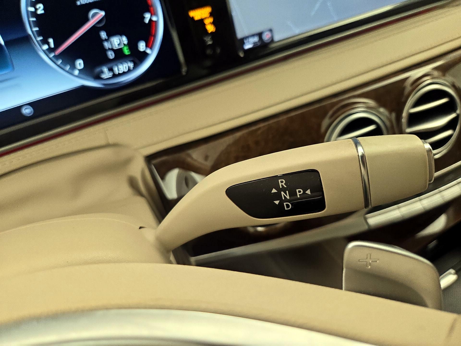 Thumbnail: 2015 Mercedes-Benz S-Class - 18